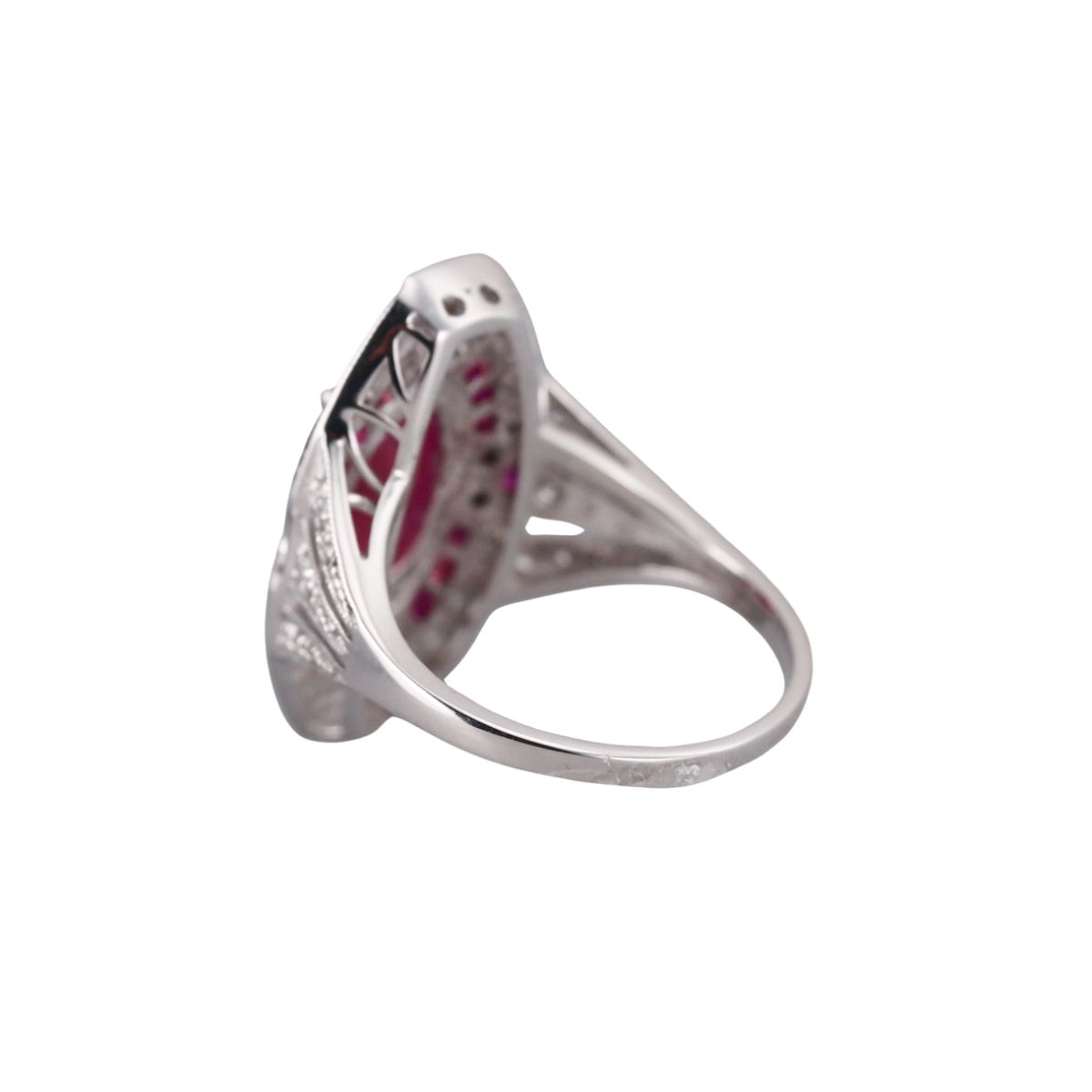 18k White Gold Diamond Ruby Ring