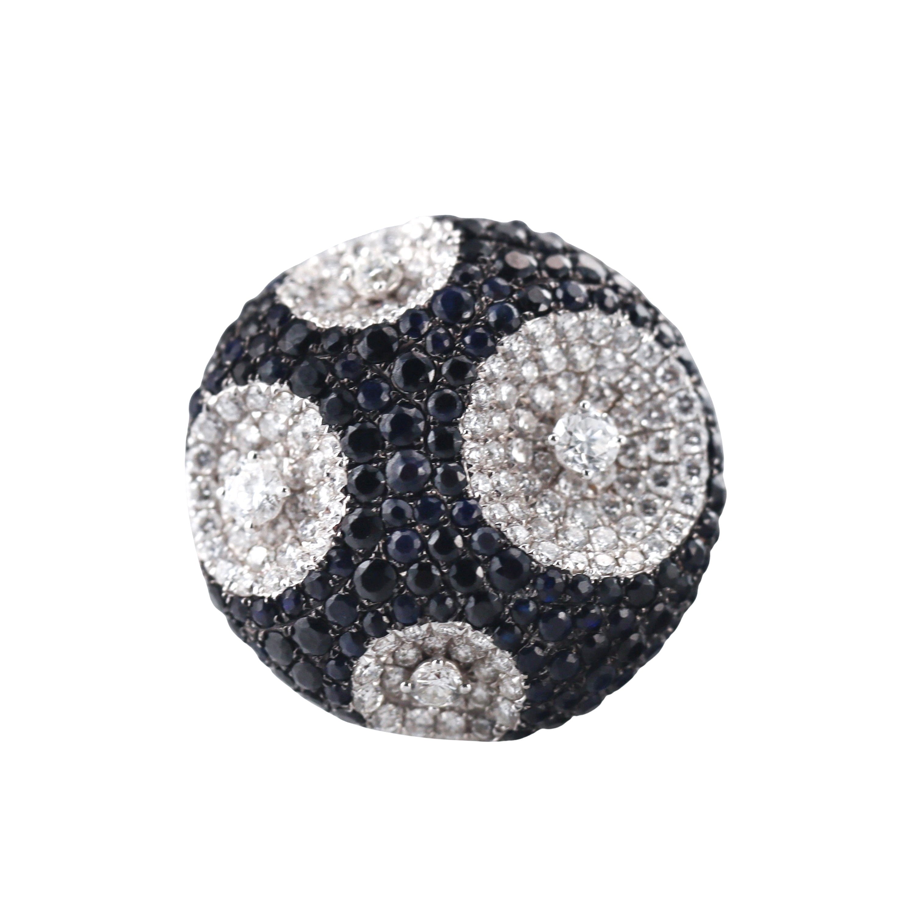 18k Gold Black & White Diamond Ring