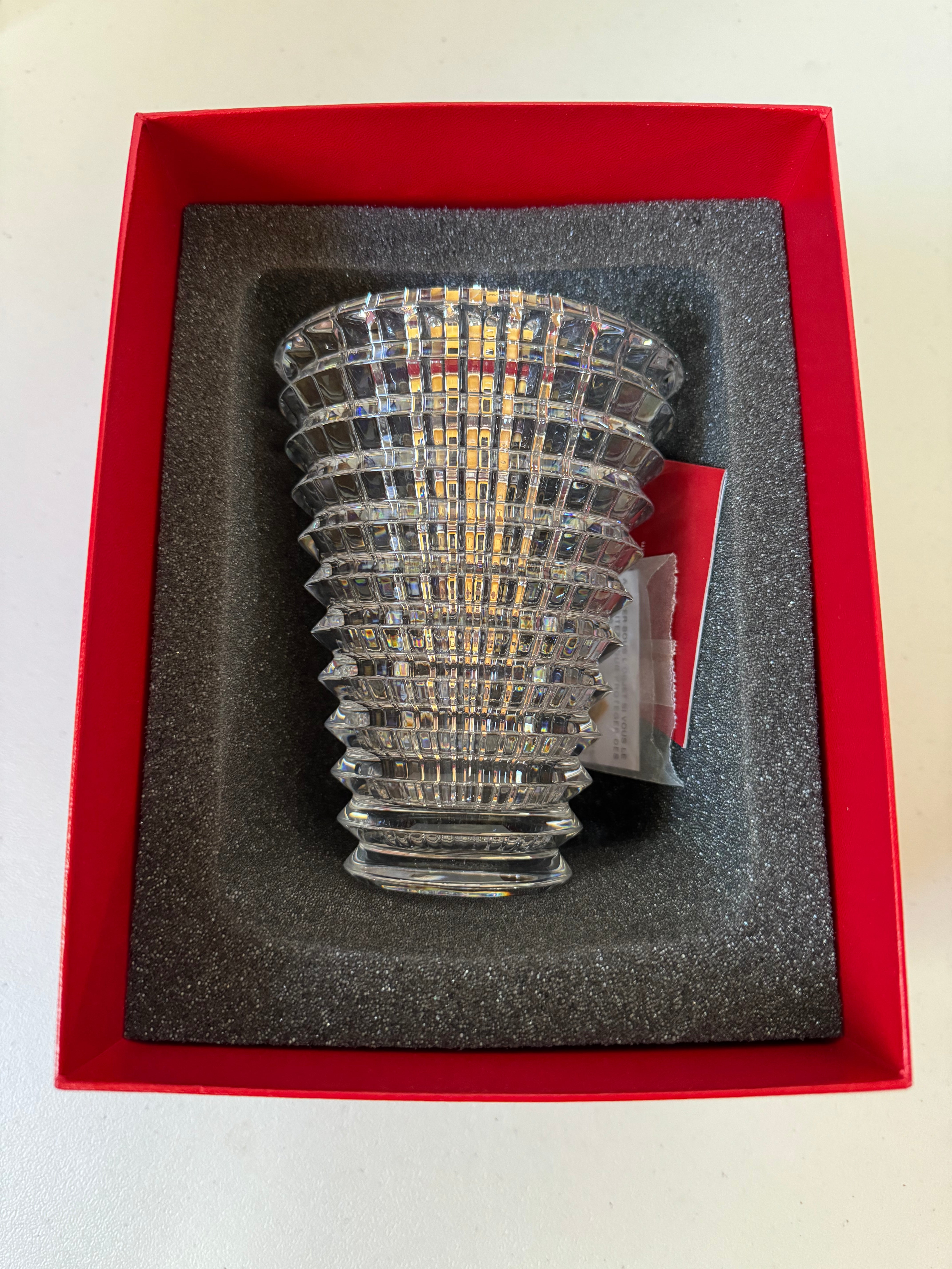 Baccarat Eye Small Vase 2103679