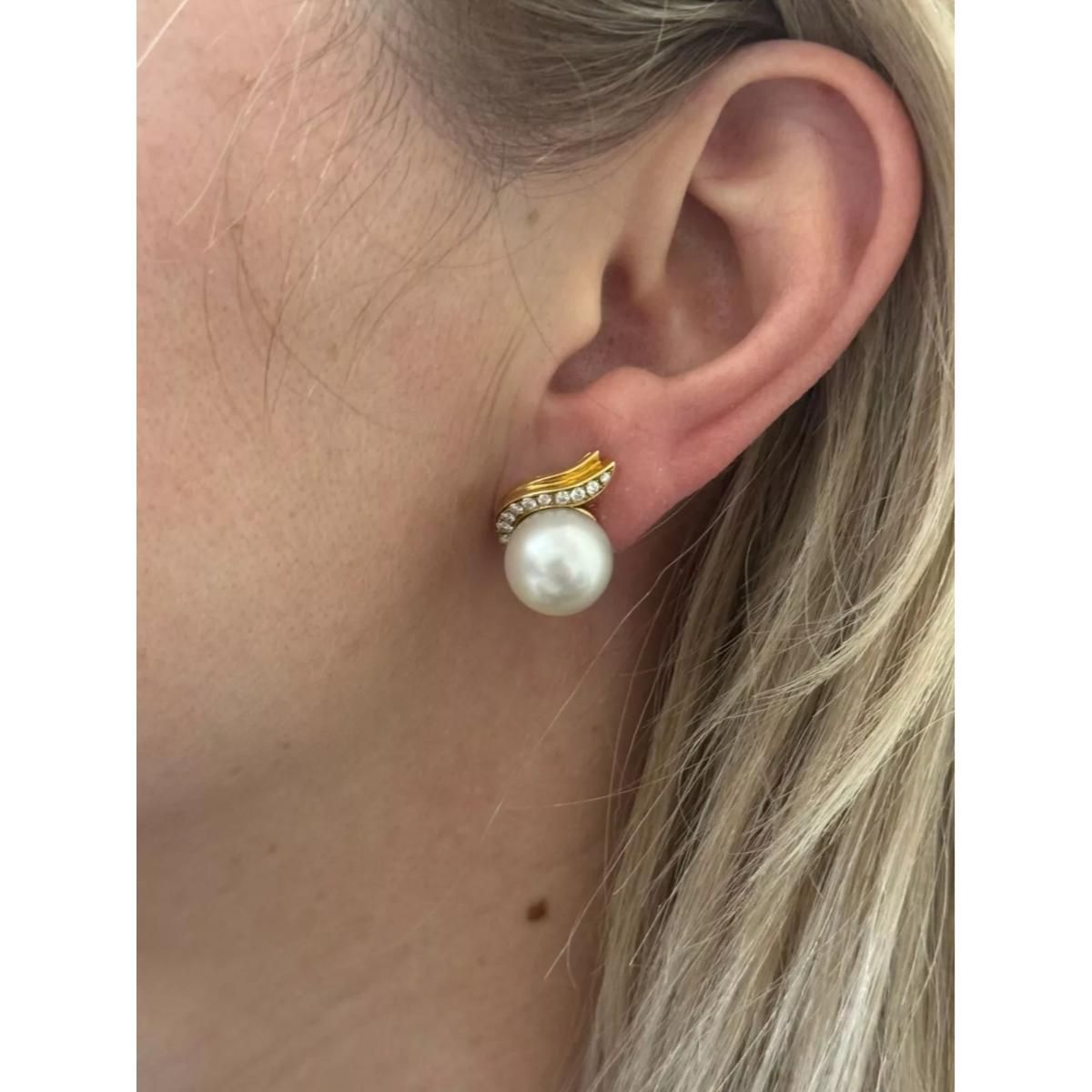 Italian Modern 18k Gold Diamond South Sea Pearl Stud Earrings