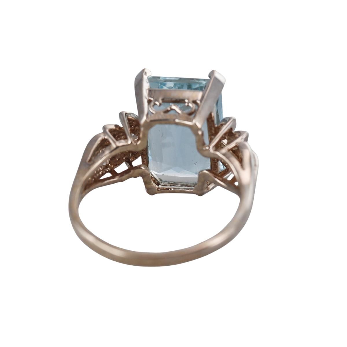 14k Gold Diamond 6ct Aquamarine Ring