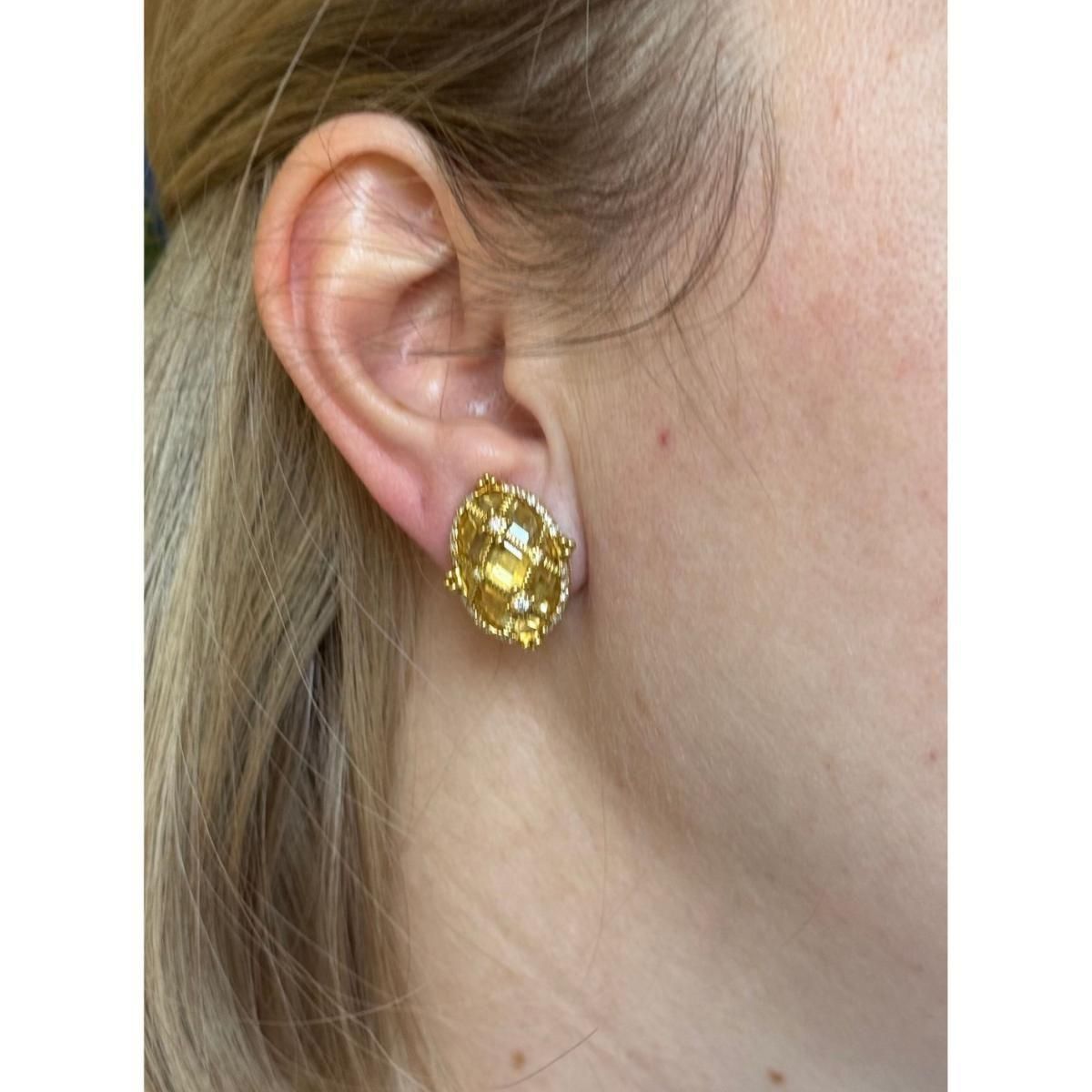 Judith Ripka Canary Crystal Diamond 18k Gold Earrings