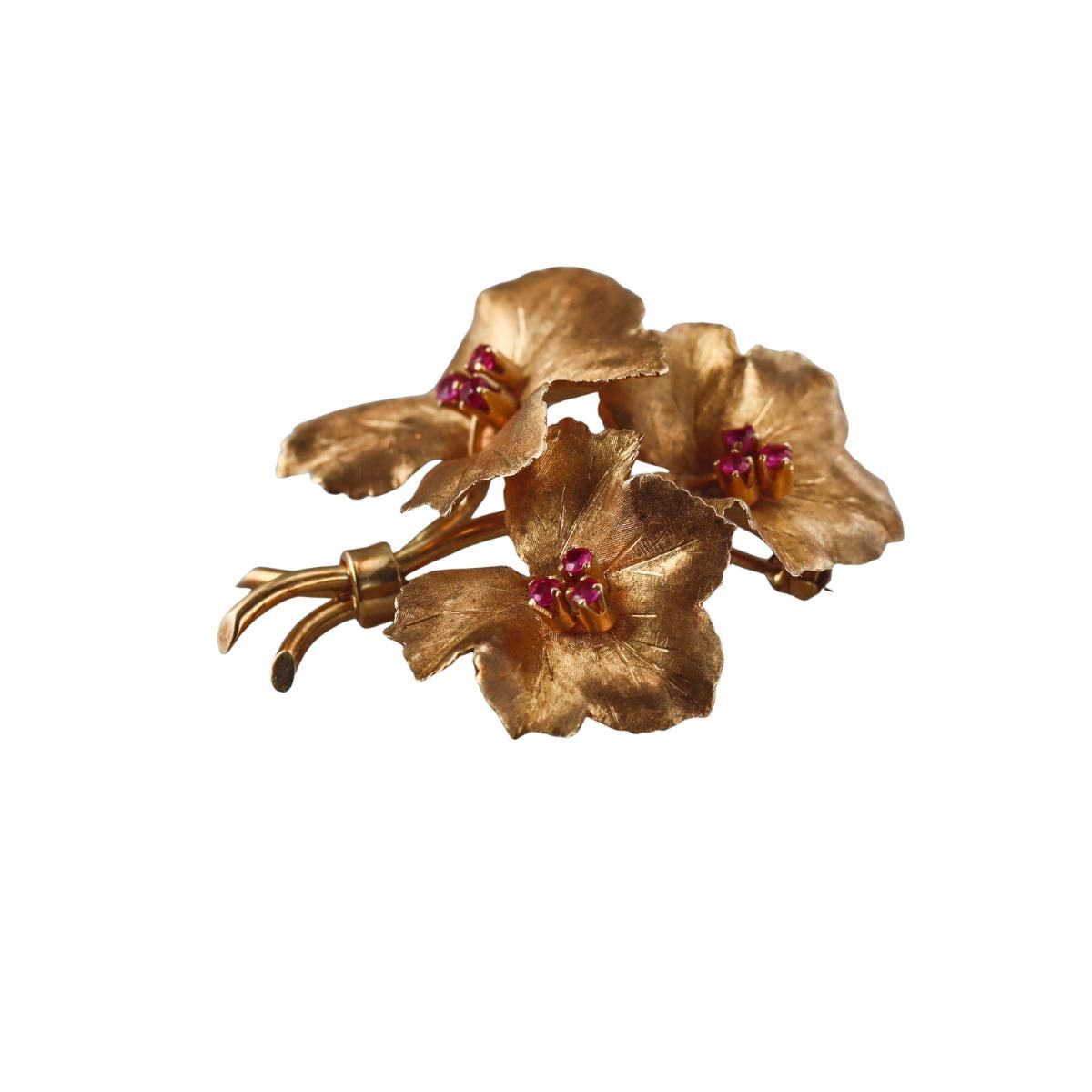 Vintage Tiffany & Co 18k Gold Ruby Leaf Brooch Pin