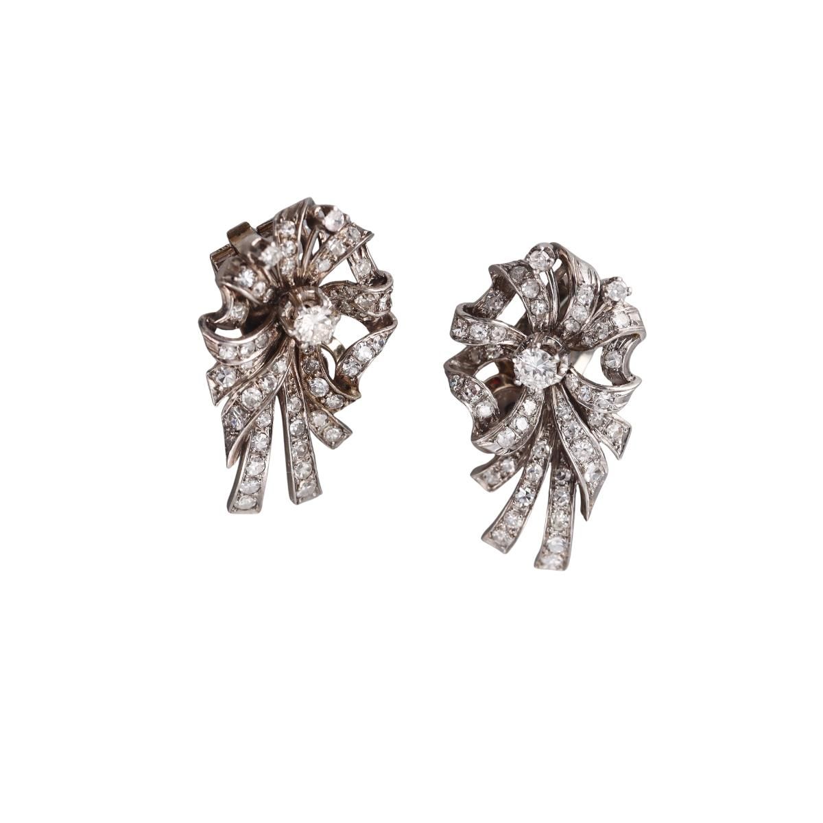 Mid Century 2.50ctw Diamond Platinum Earrings