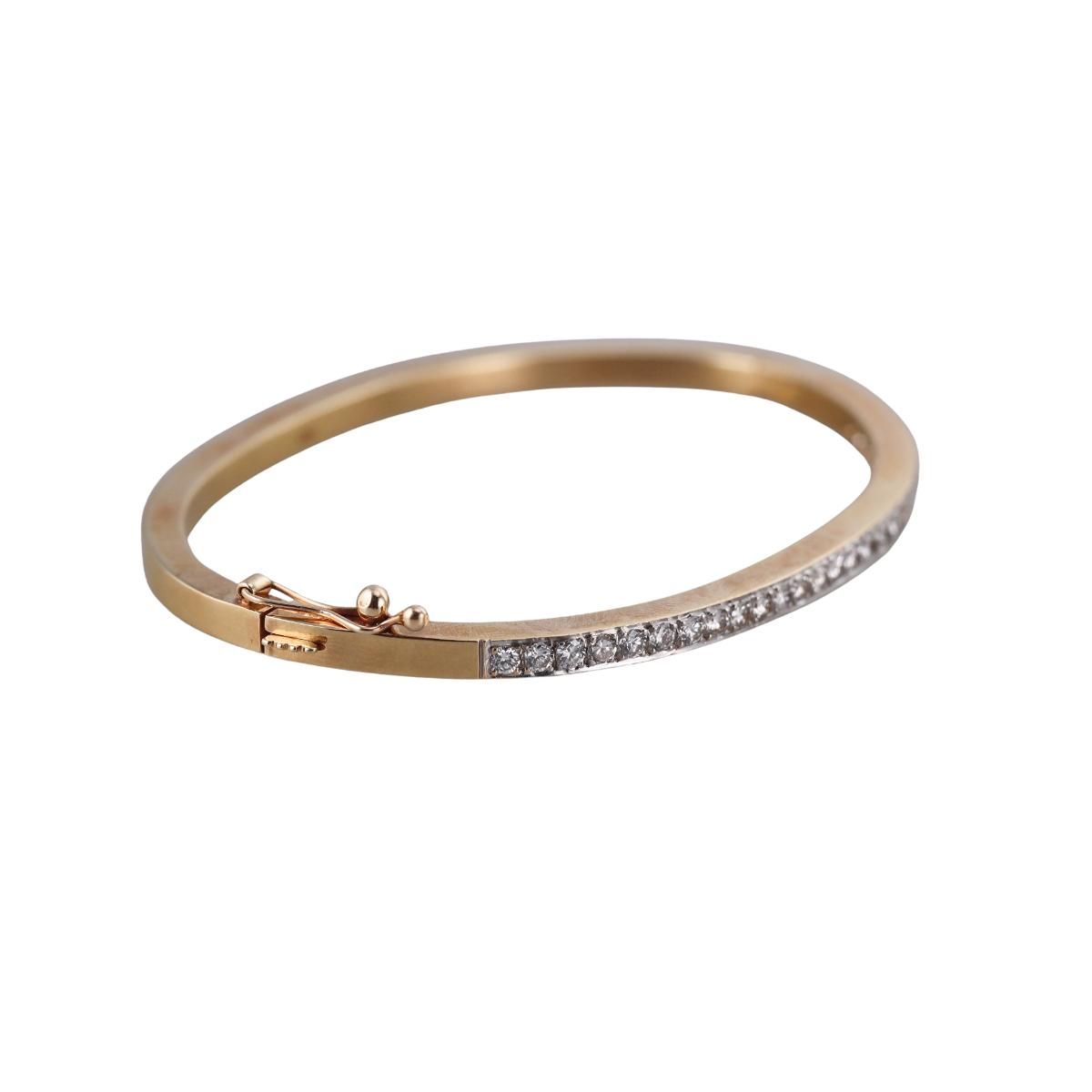 18k Gold Diamond Bangle Bracelet