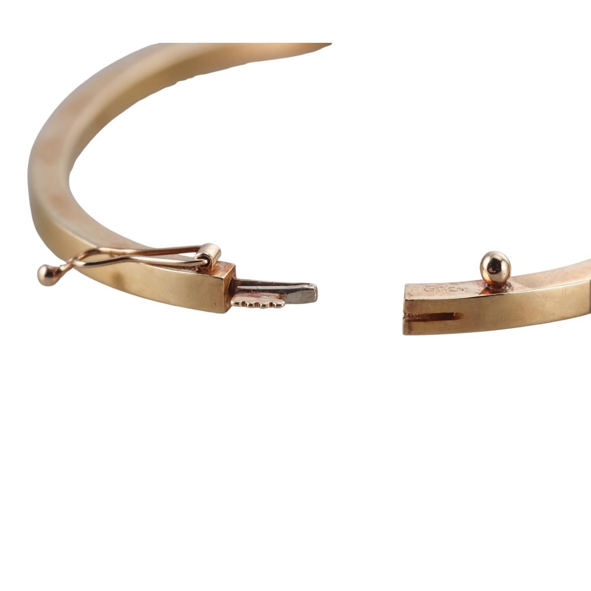 18k Gold Diamond Bangle Bracelet