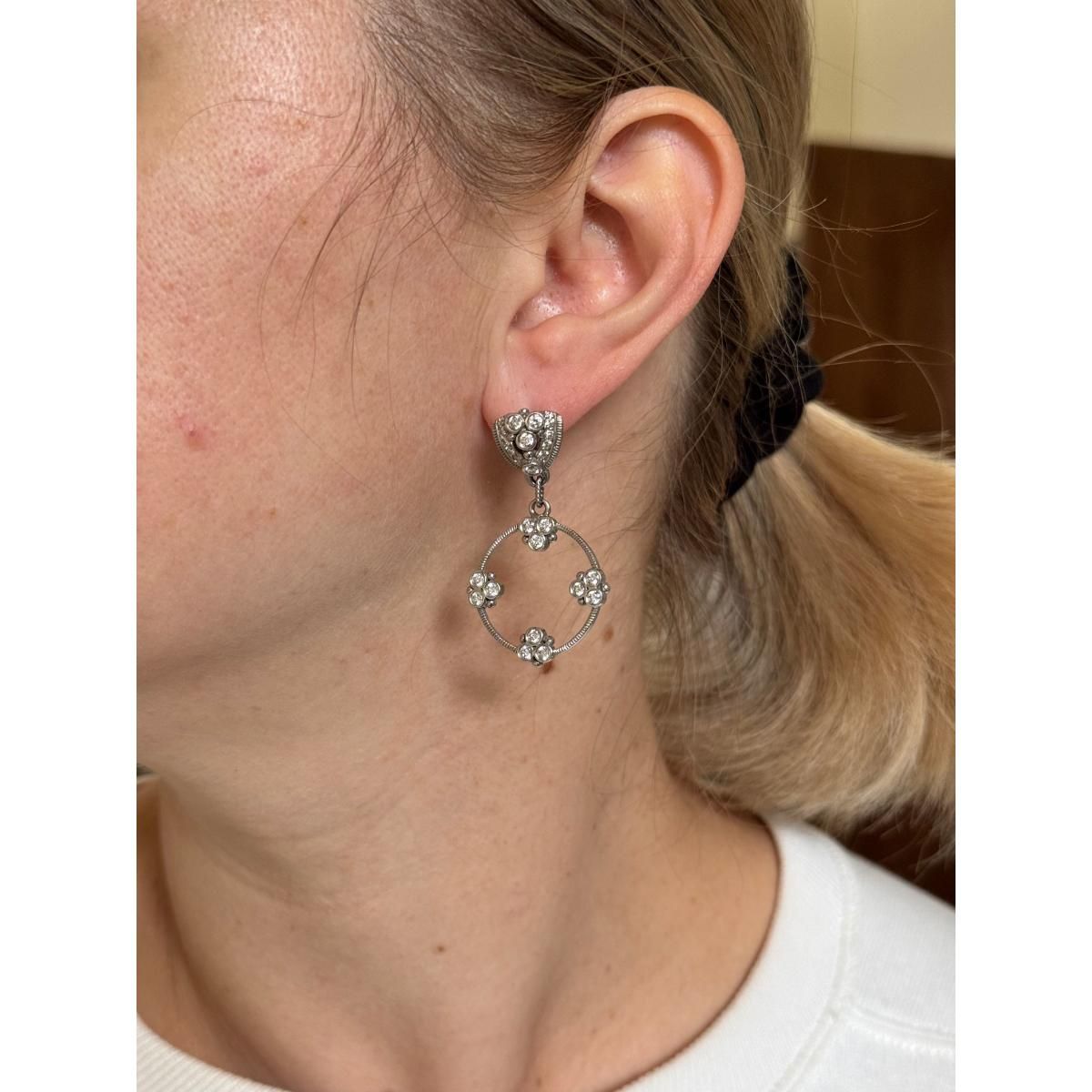 18k Gold Diamond Drop Earrings