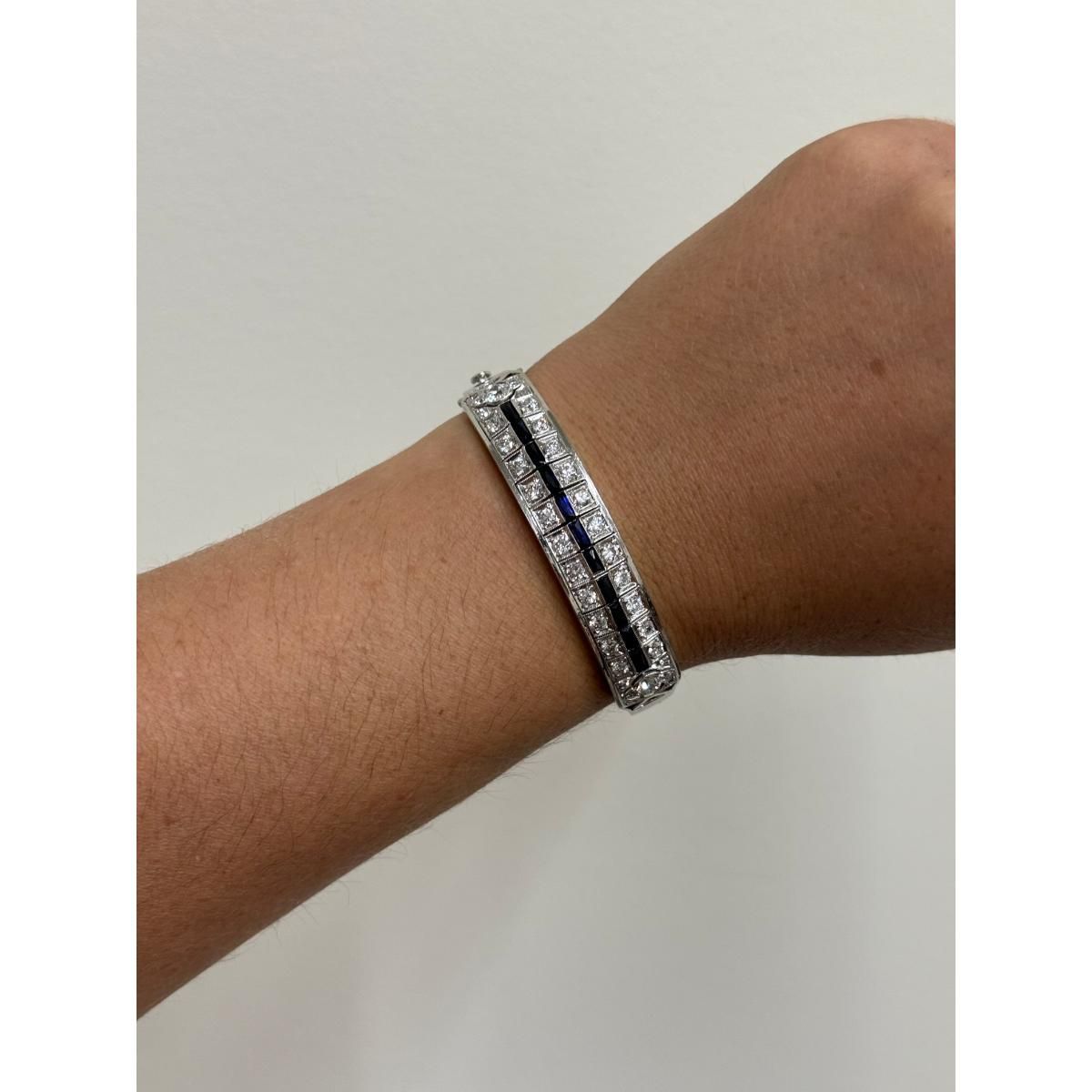 14k Gold 3.50ctw Diamond Sapphire Bangle Bracelet Set