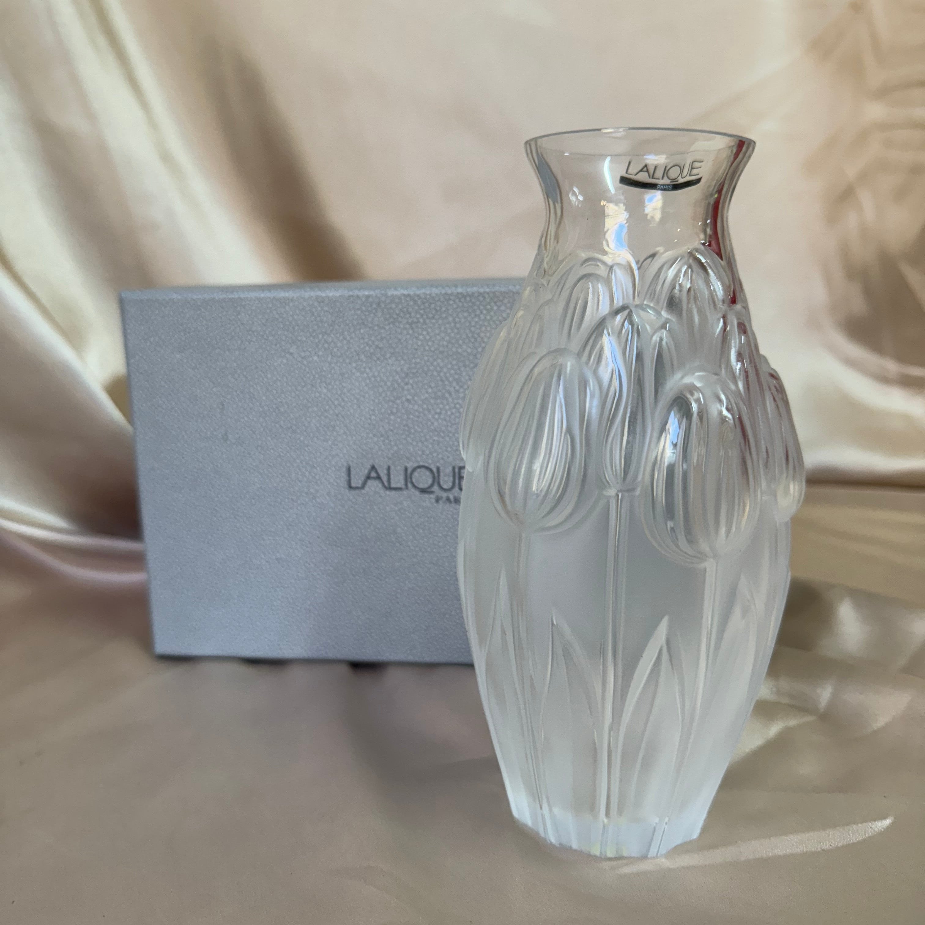 Lalique Tulips Clear Vase 1252400