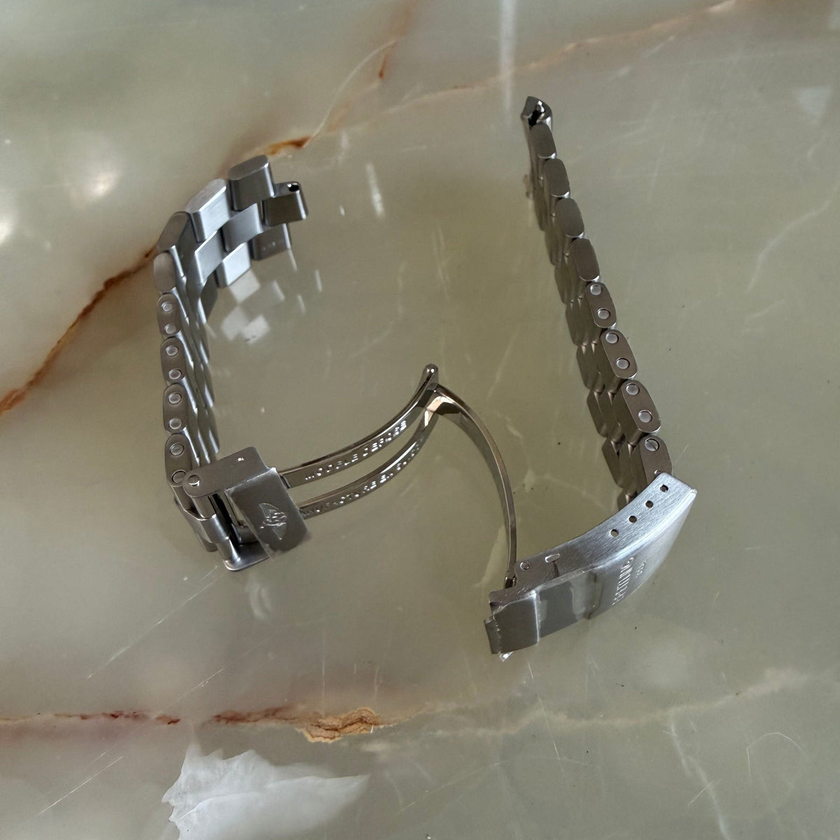 Authentic Breitling Stainless Steel 22mm Watch Bracelet W1311