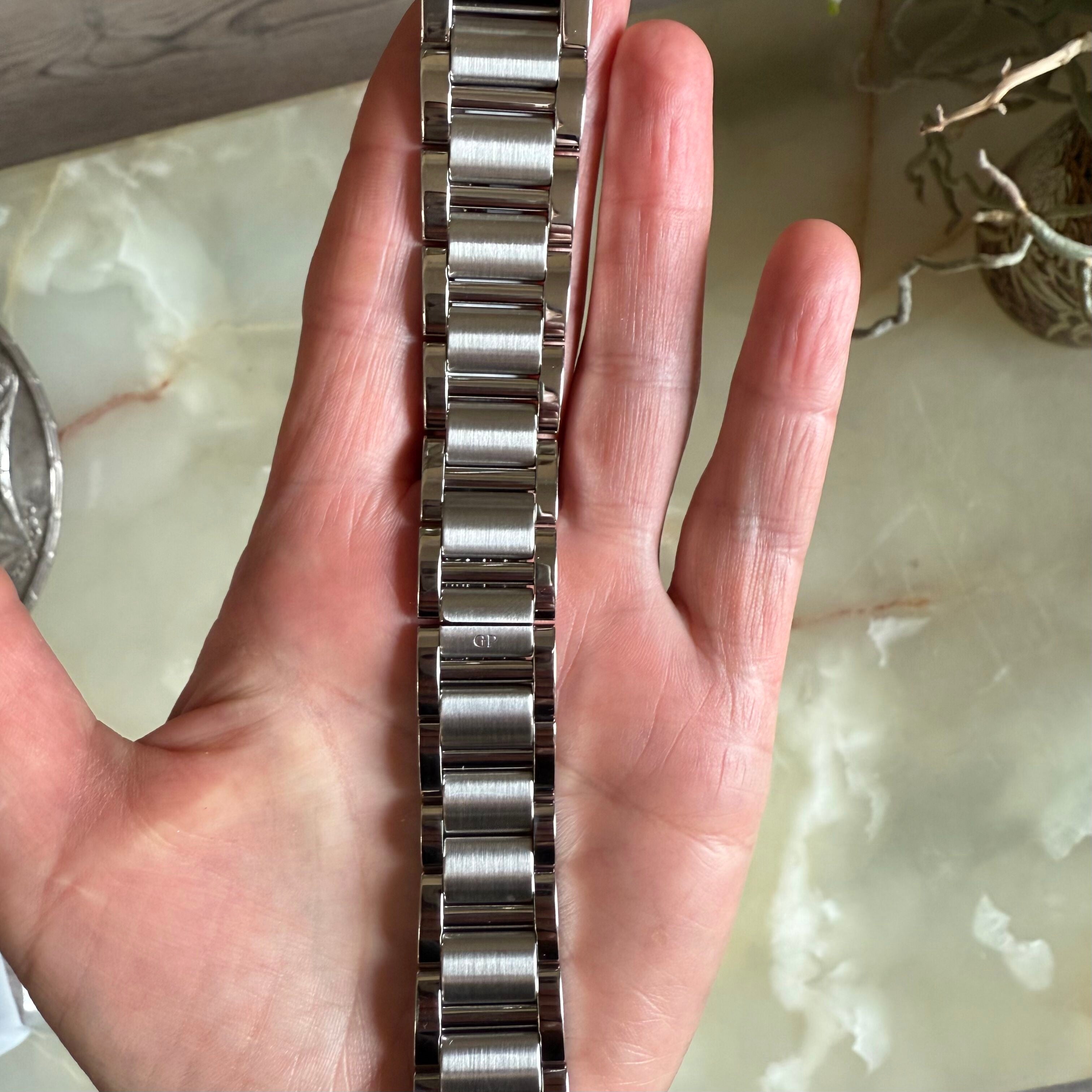 Authentic Girard Perregaux 2583 Stainless Steel Watch Bracelet 22mm