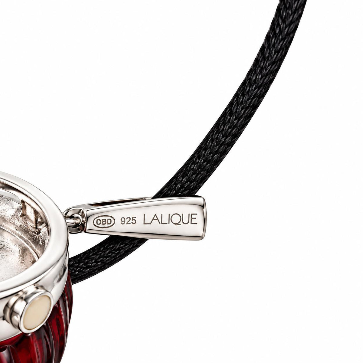Lalique Vibrante Red Carved Crystal Sterling Silver Pendant Necklace 10445800