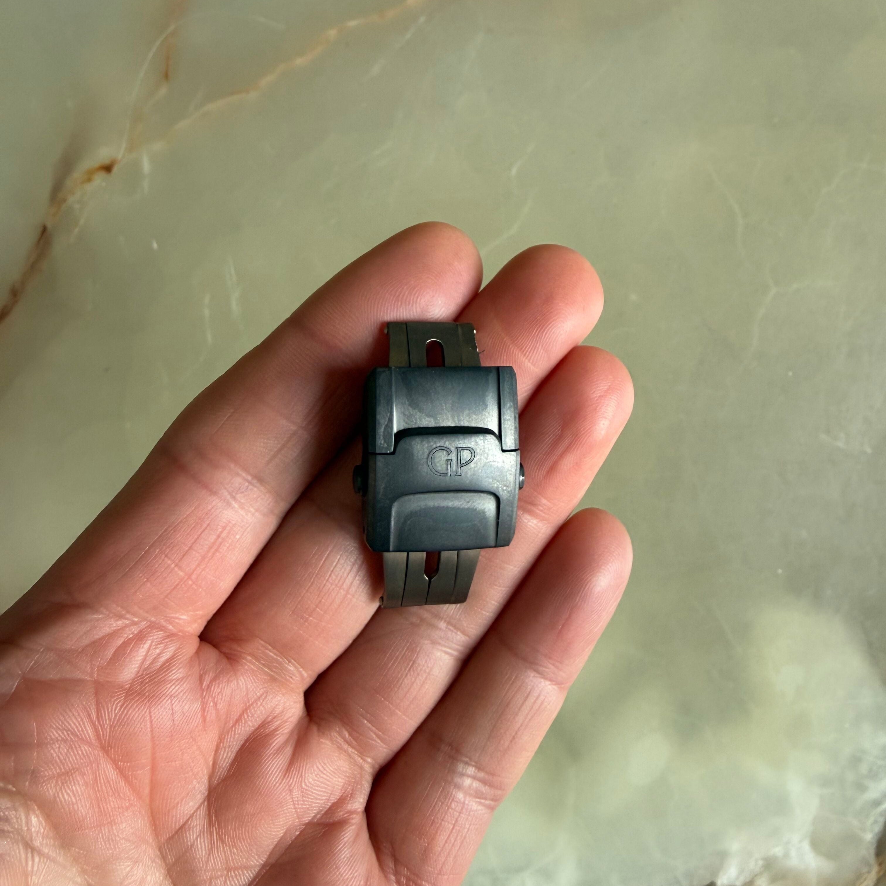 Authentic Girard Perregaux Stainless Steel Dark Grey Clasp Buckle 18mm