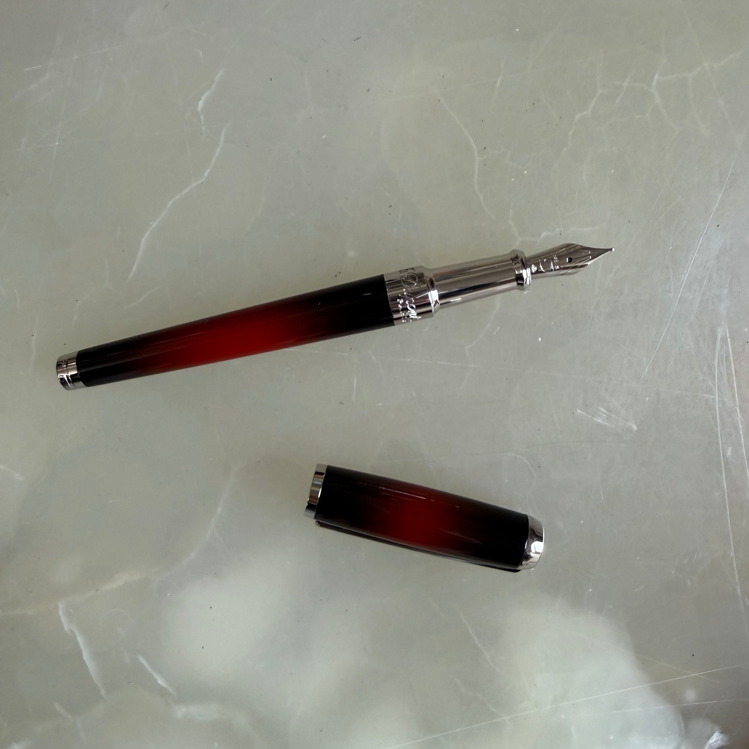 S.T. Dupont Line D Medium Atelier Red Sunburst Lacquer Fountain Pen 410715