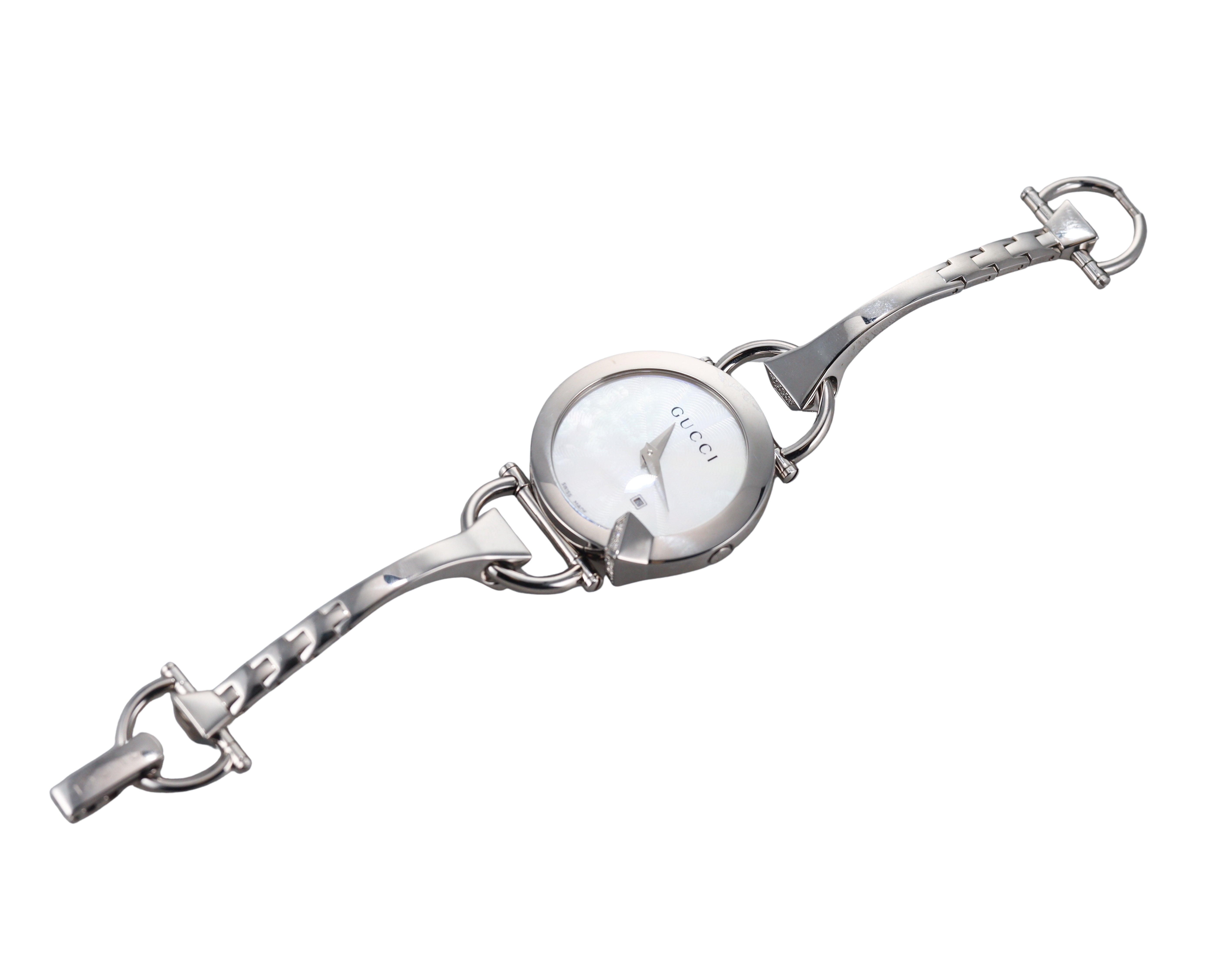 Gucci Chiodo Mother of Pearl Diamond Steel Ladies Watch YA122506