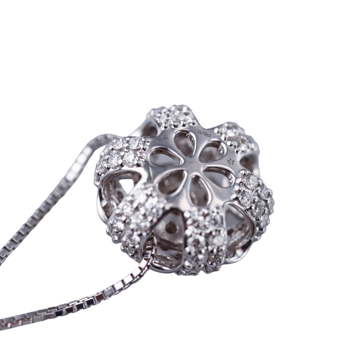 Memoire Bouquets 18k Gold Diamond Pendant Necklace