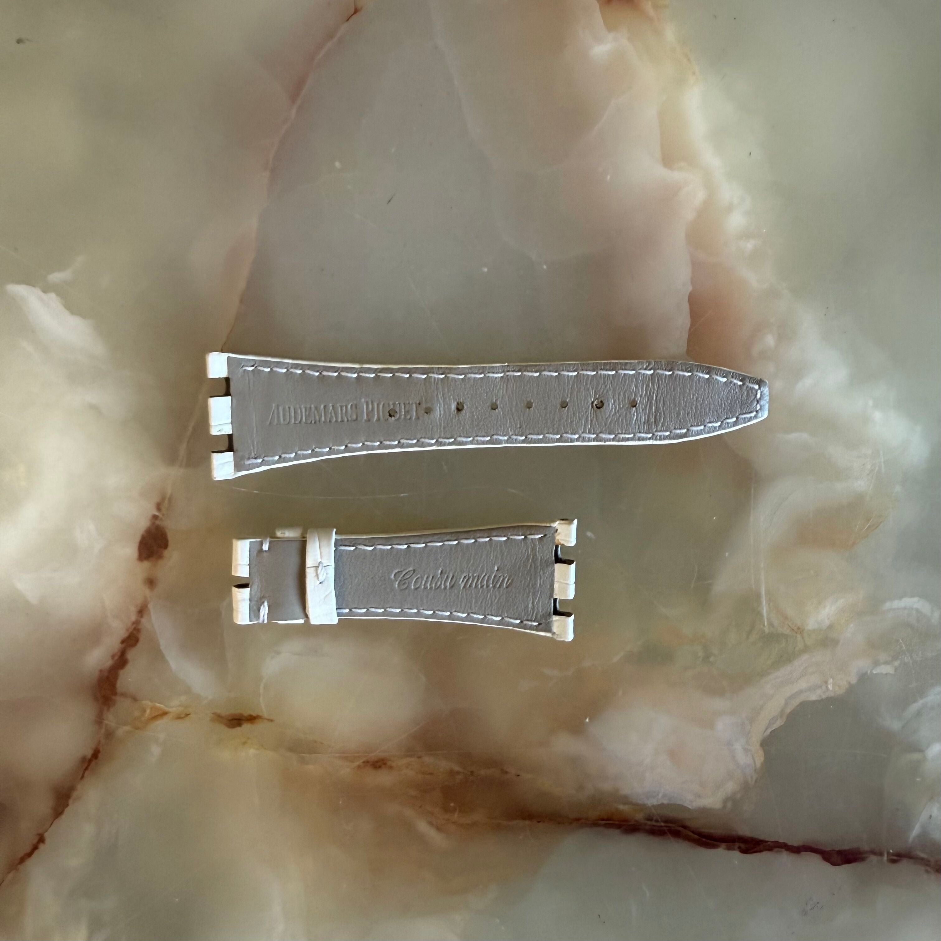 Authentic Audemars Piguet Royal Oak White Alligator Watch Strap Band 24mm