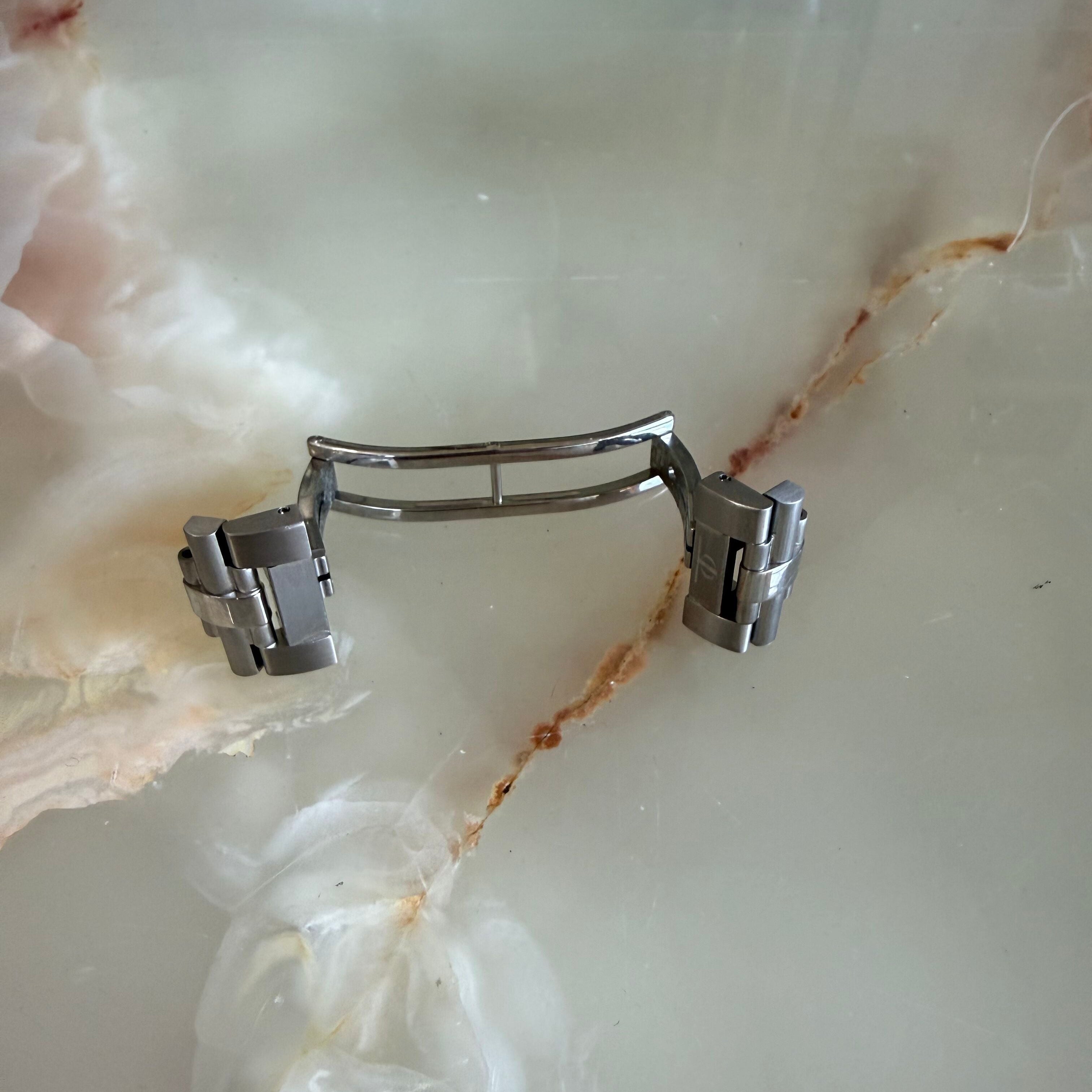 Authentic Baume & Mercier Stainless Steel 18mm Clasp Buckle