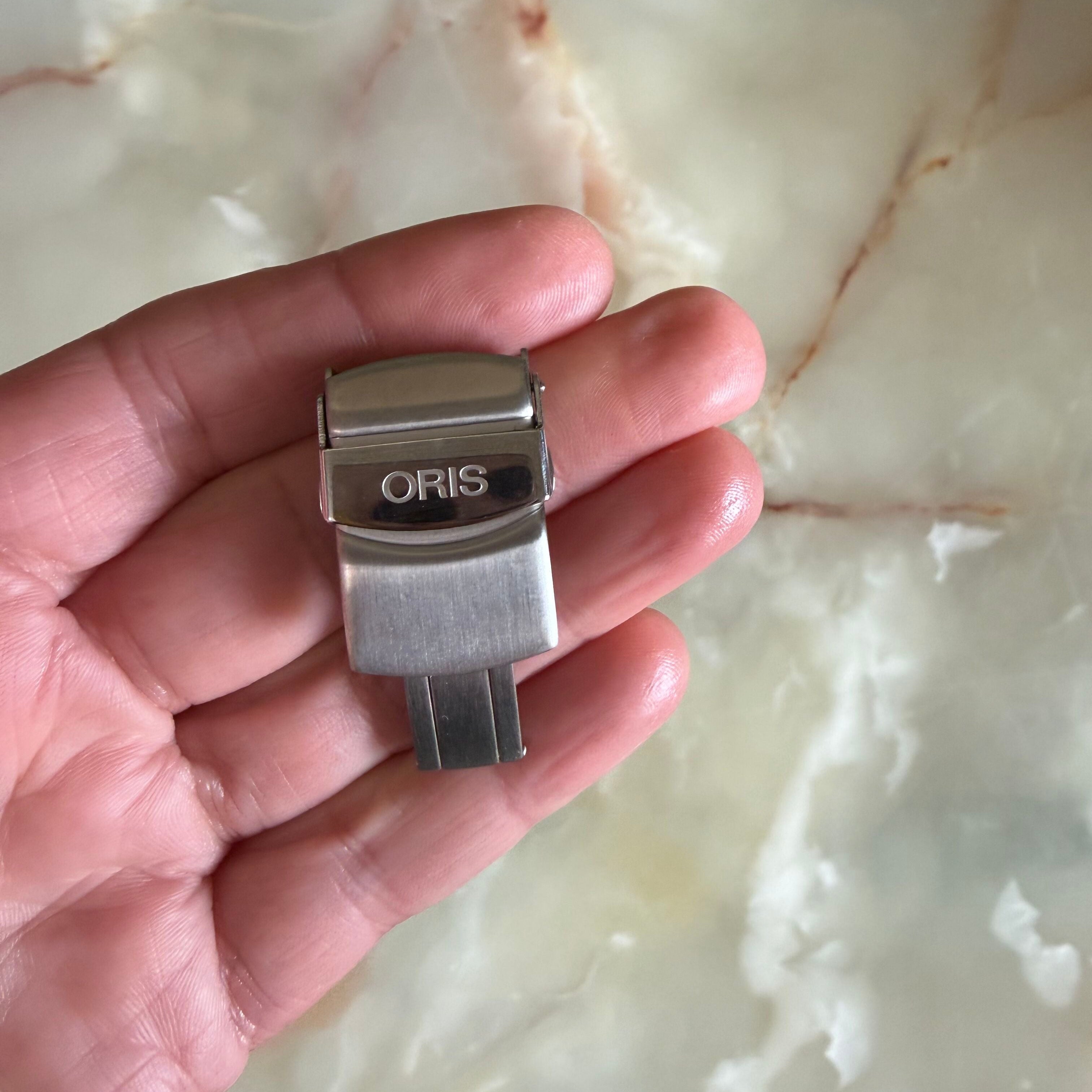 Authentic Oris Watch Steel 18mm Buckle ORIS 31 18 40