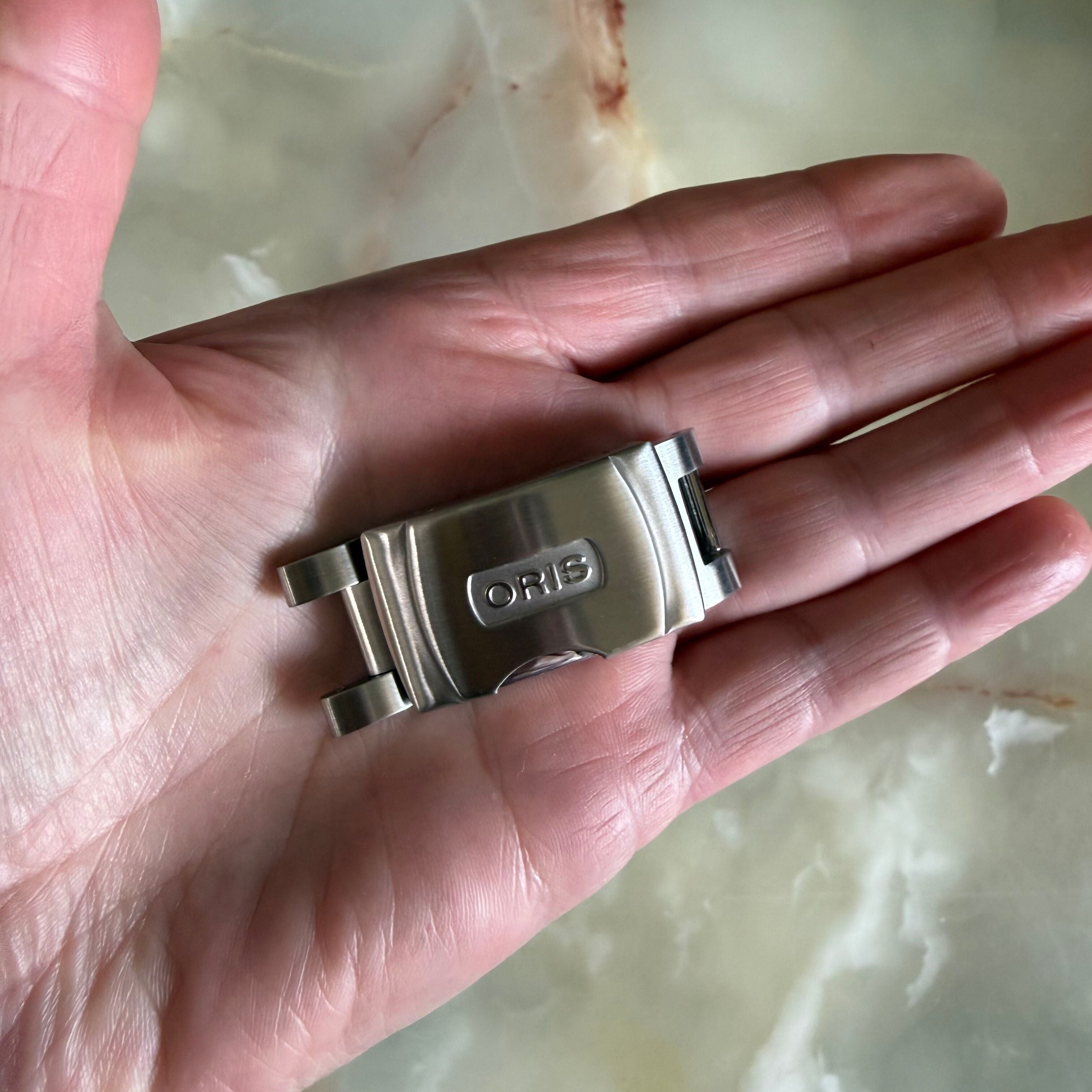 Authentic Oris Steel 20mm Buckle ORIS 8 24 01