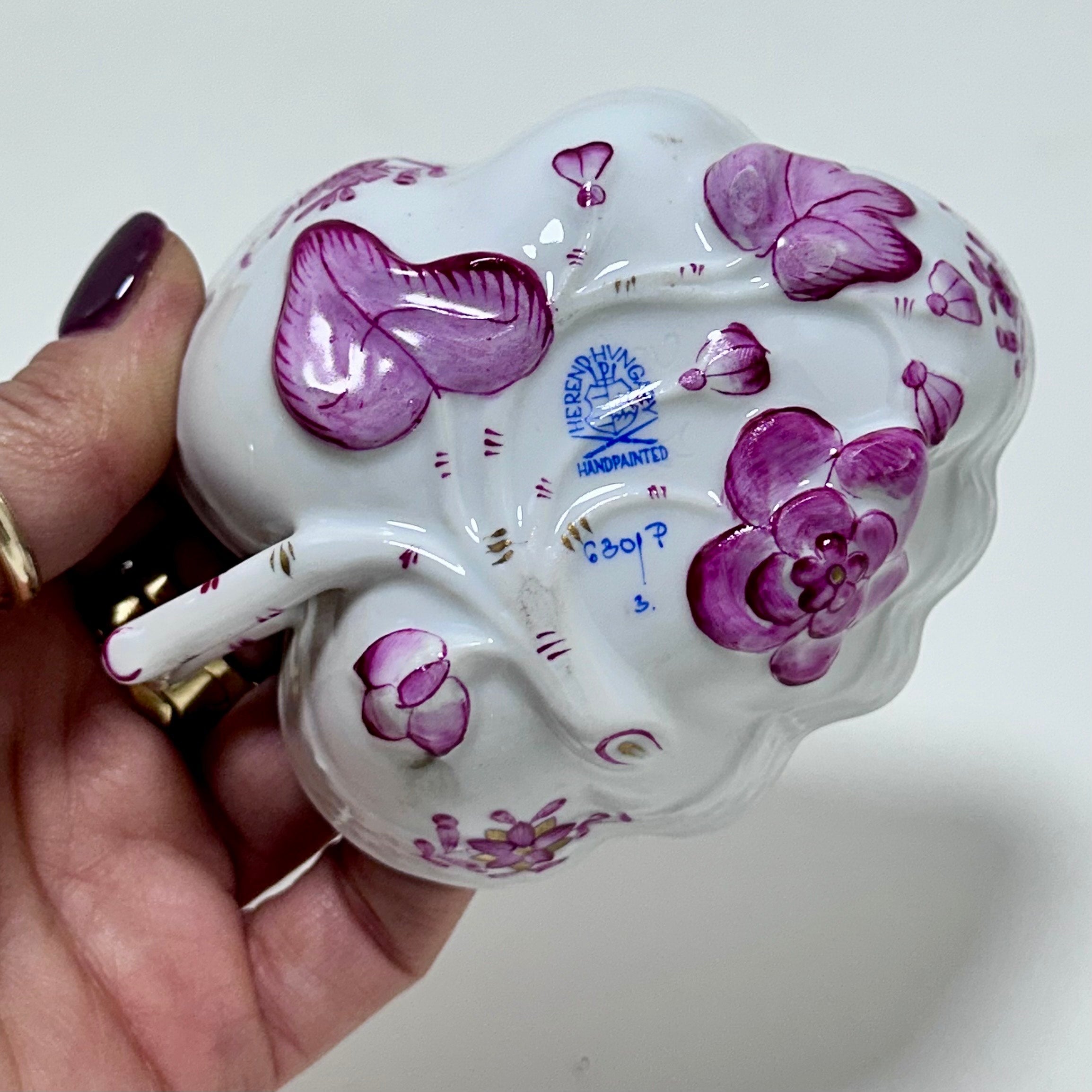 Herend Indian Basket Raspberry Leaf Motif Small Bowl 680/P