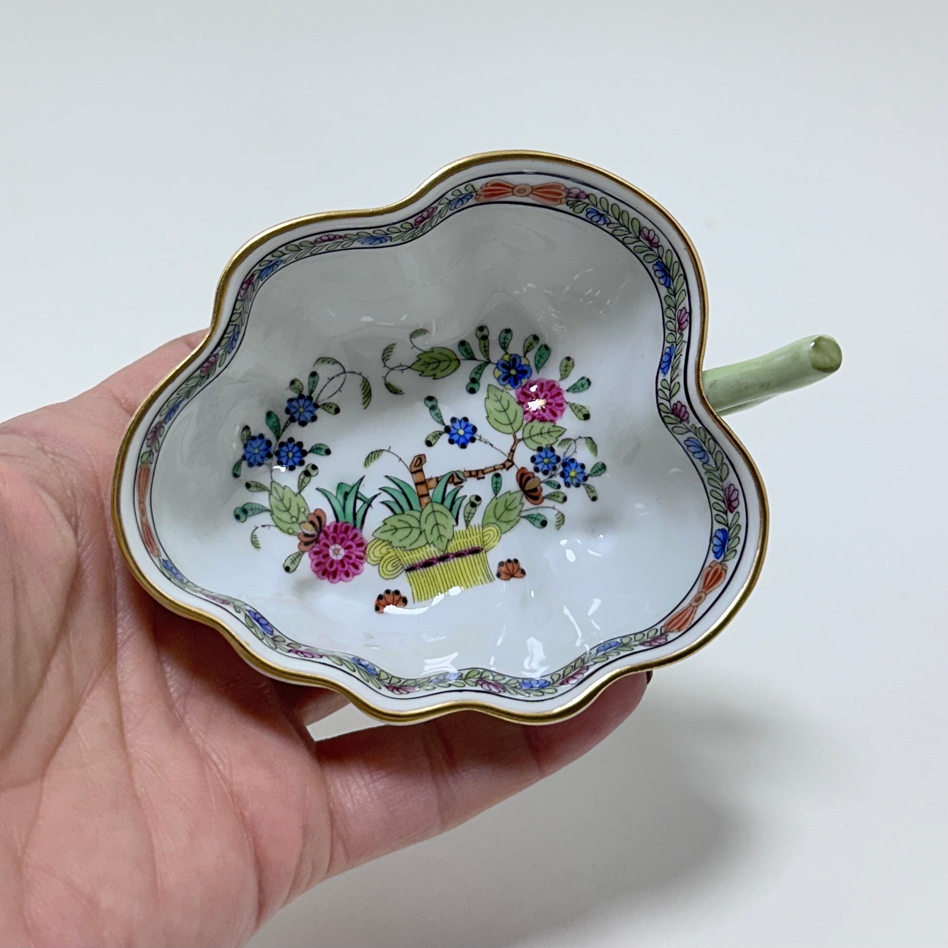 Herend Indian Basket Leaf Motif Small Bowl 680/AP