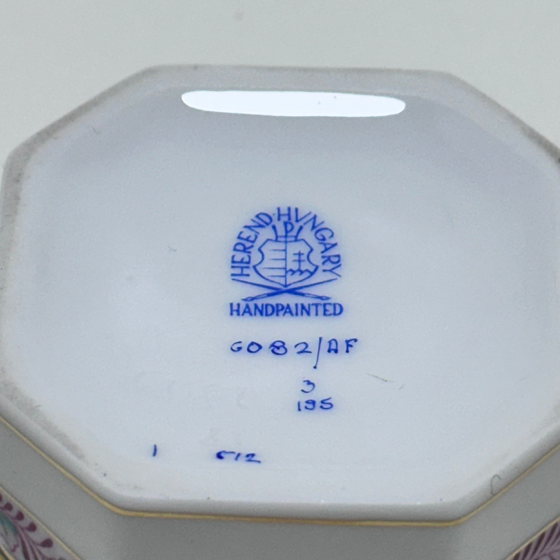 Herend Porcelain Chinese Bouquet Small Octagonal Trinket Box 6082/AF