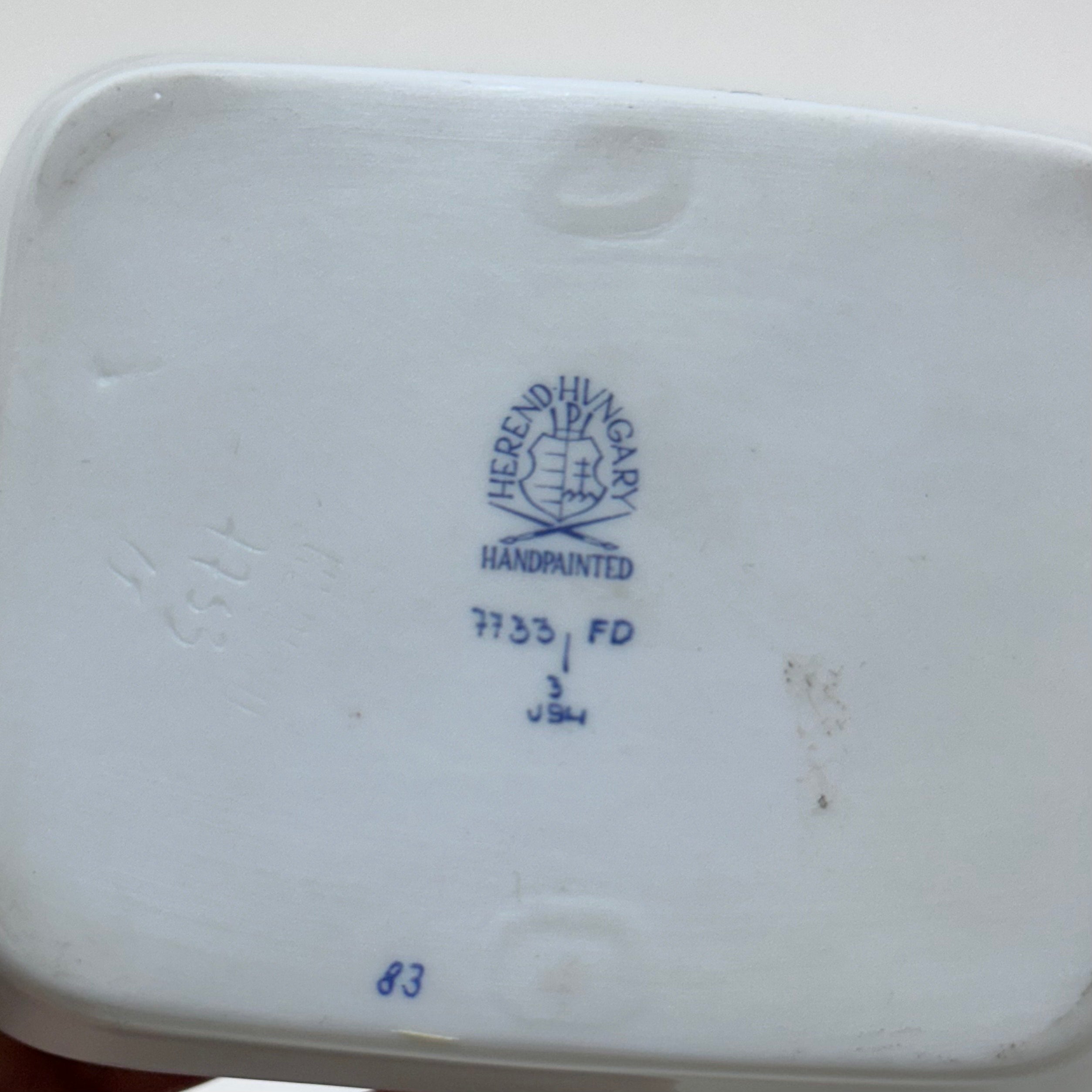 Herend Indian Basket Porcelain Miniature Flower Pin Tray 7733/FD