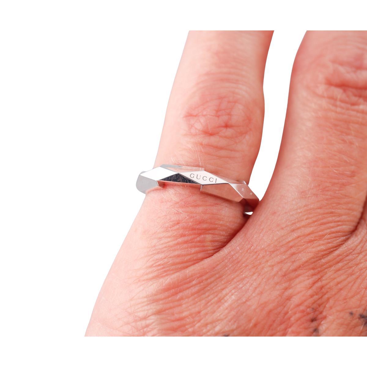 Gucci Link to Love 18K White Gold Studded 4mm Band Ring