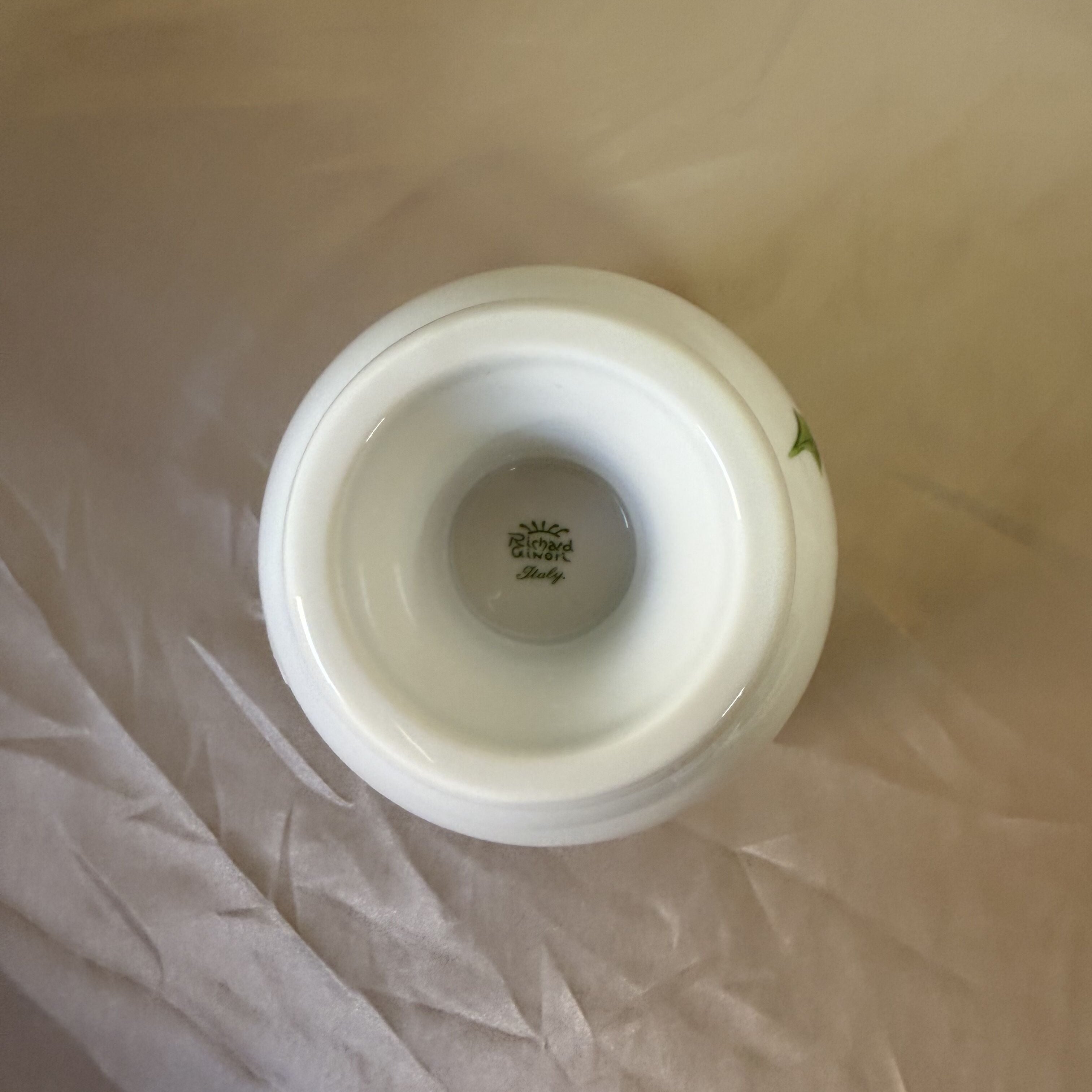 Richard Ginori Holly Berry Christmas Holiday Vase 020646717034