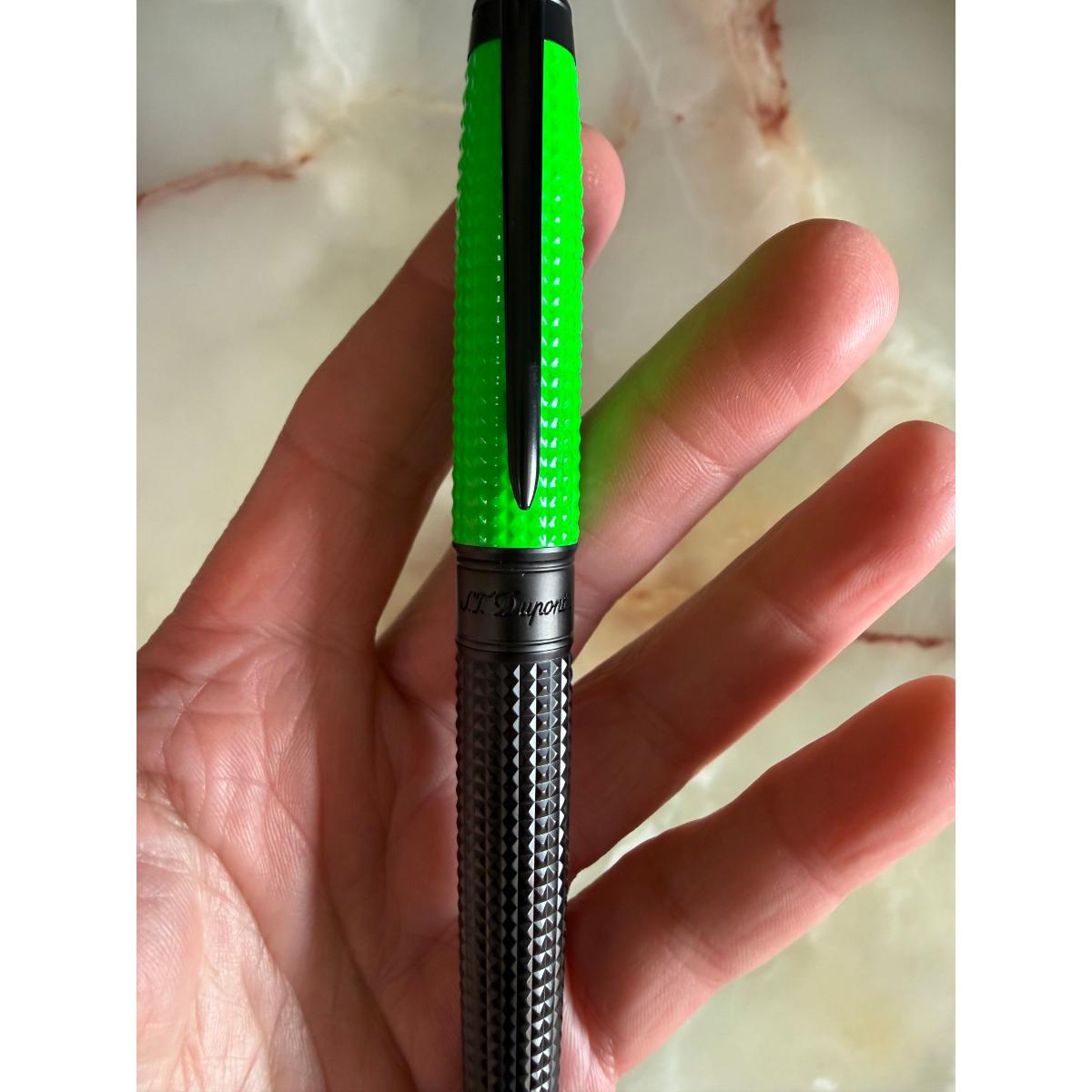 S.T. Dupont Line D Eternity Fluo Neon Green Rollerball Pen 425032L
