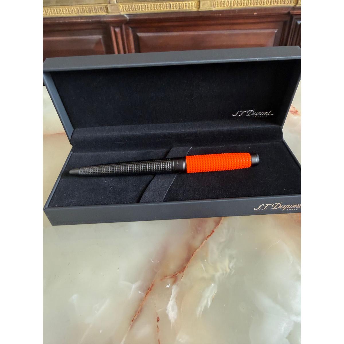 S.T. Dupont Line D Eternity Fluo Neon Orange Rollerball Pen 425034L