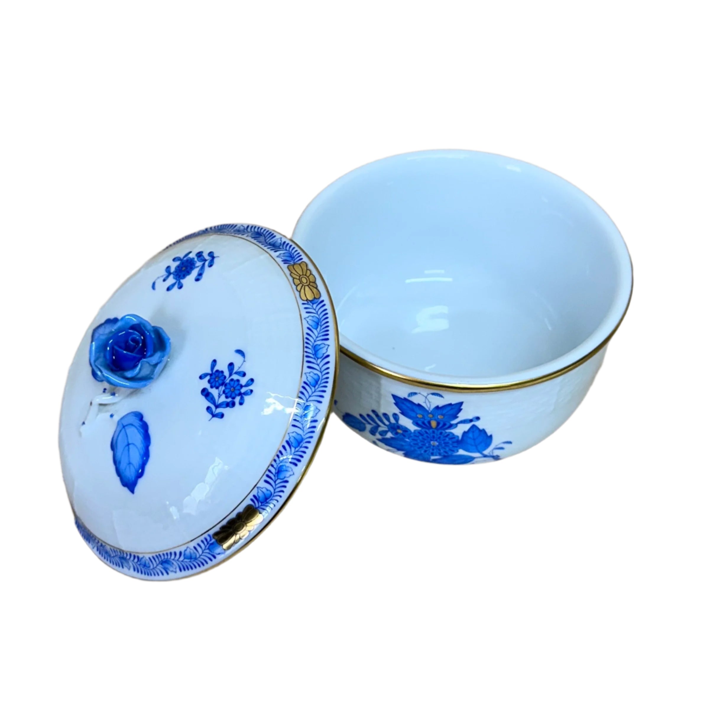 Herend Chinese Bouquet & Blue Rose Box & Lid 462-2-00/AB J2002