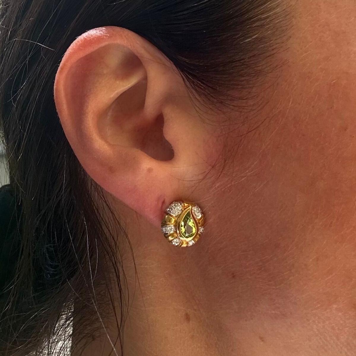 18k Yellow Gold Peridot Diamond Earrings