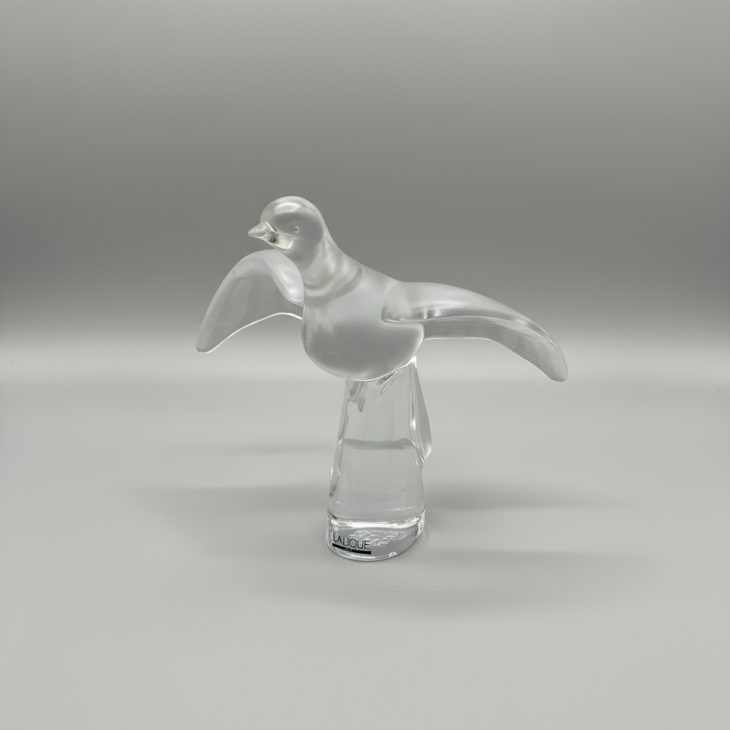 Lalique Crystal Auxo-Large Dove Figurines & Paperweights 11636