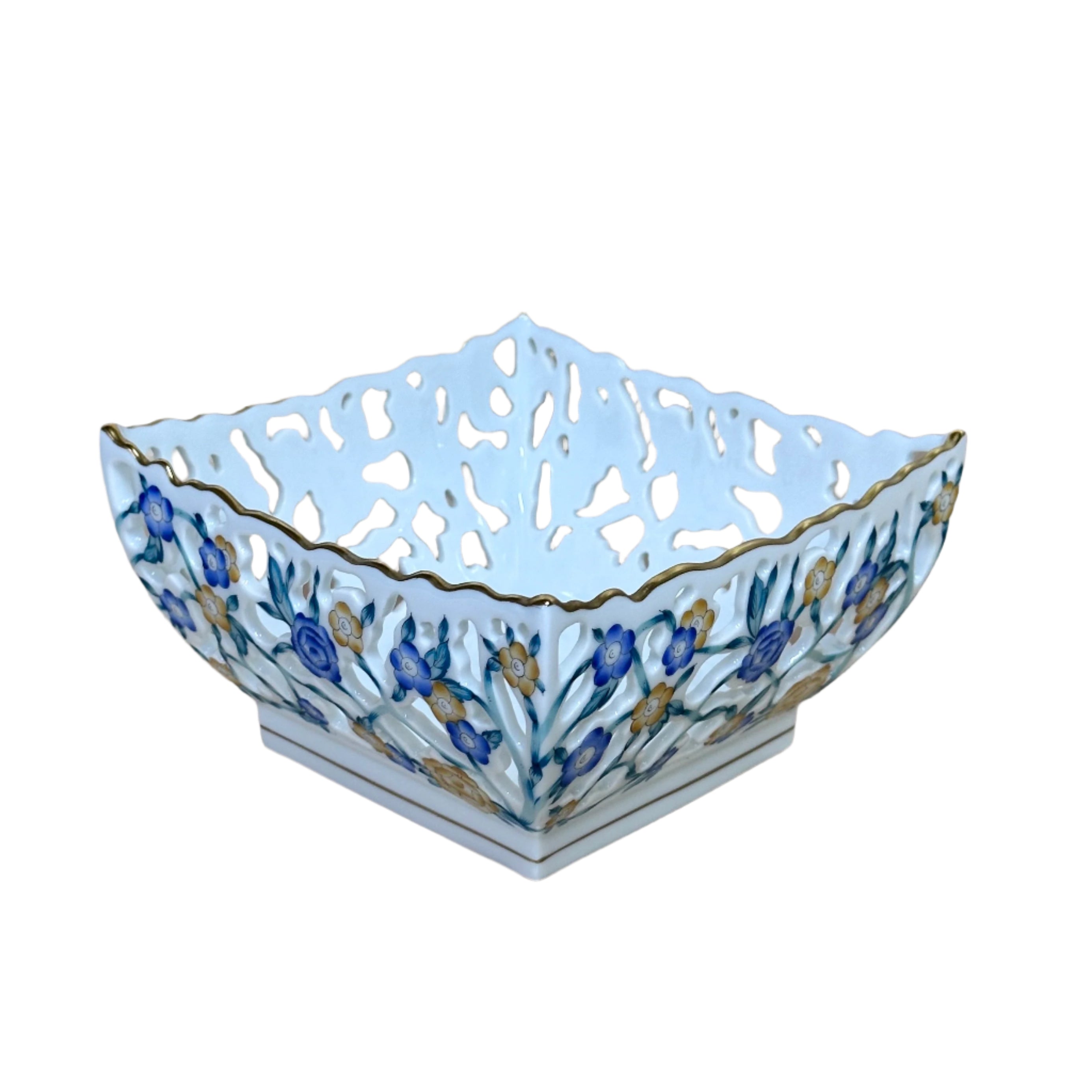 Herend Porcelain Openwork Fancy Dish Dense VBO Piercing 7368
