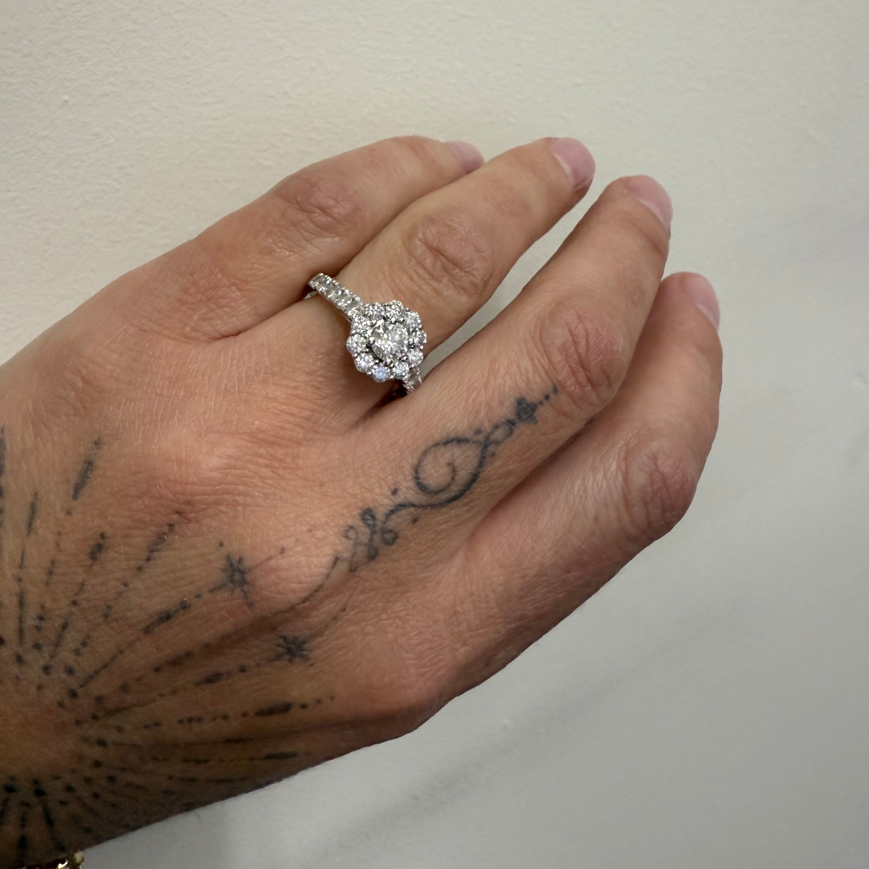 IGI Certified Marchesa 18k Gold Diamond Engagement Ring