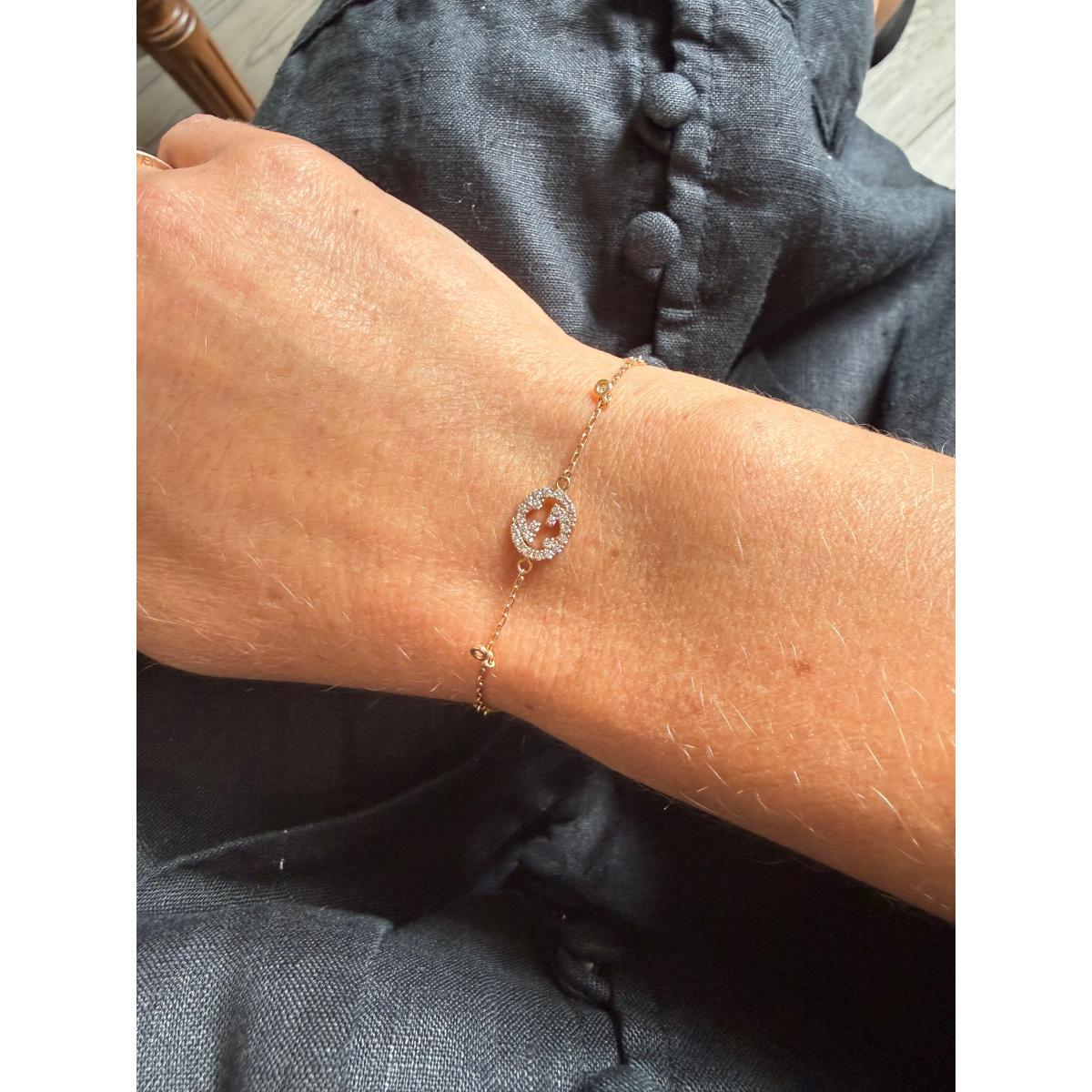 Gucci Interlocking G 18K Gold Diamond Charm Bracelet Size 17