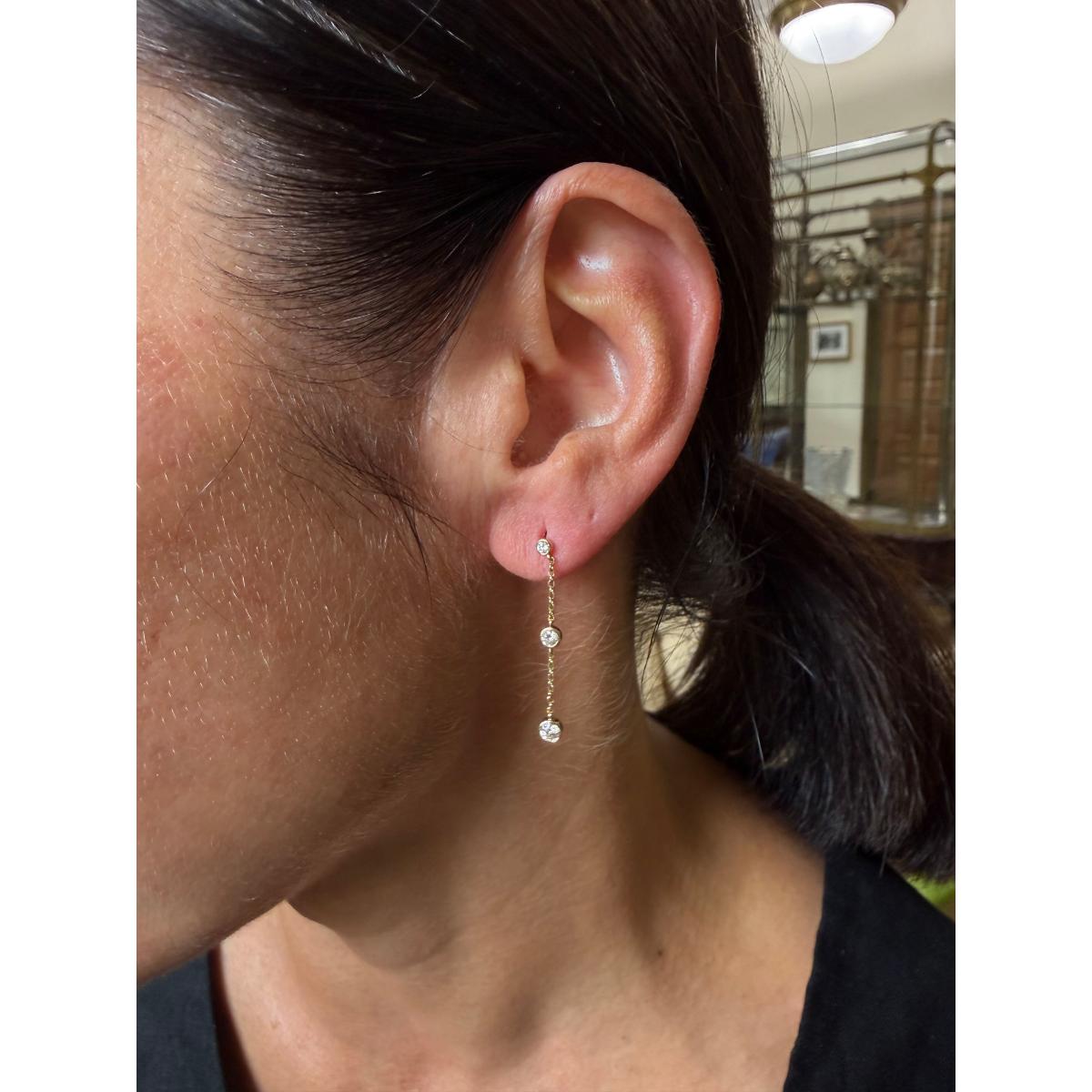 Memoire 18k Gold Diamond Cascade Chain Drop Earrings