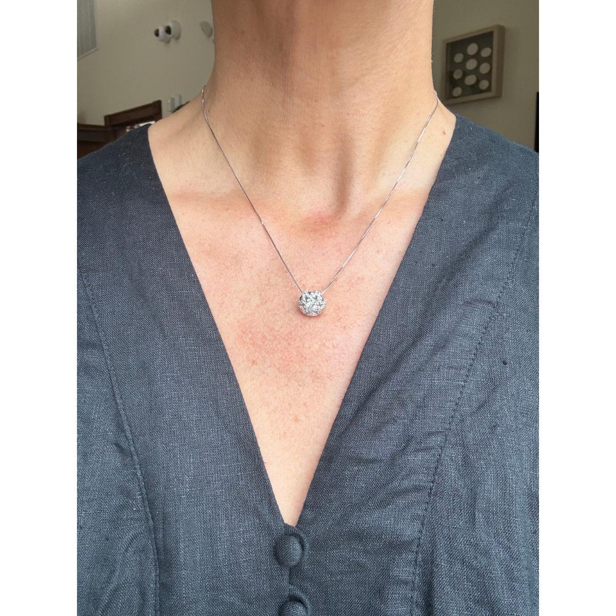 Memoire Bouquets 18k Gold Diamond Pendant Necklace