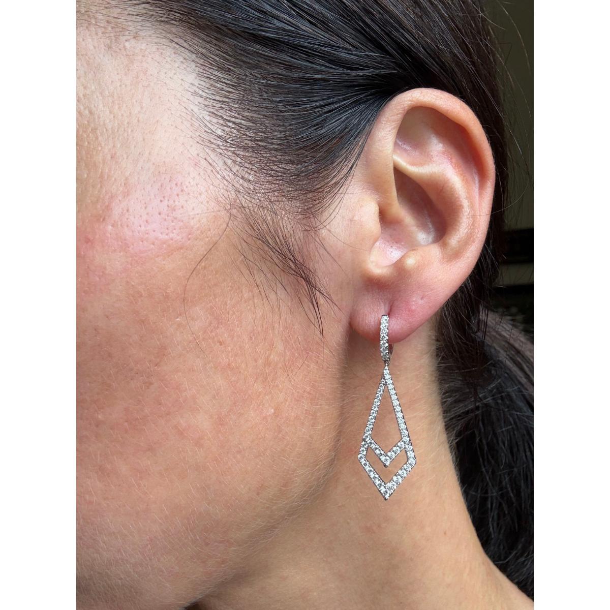 Memoire Essentials 18k Gold Diamond Drop Earrings