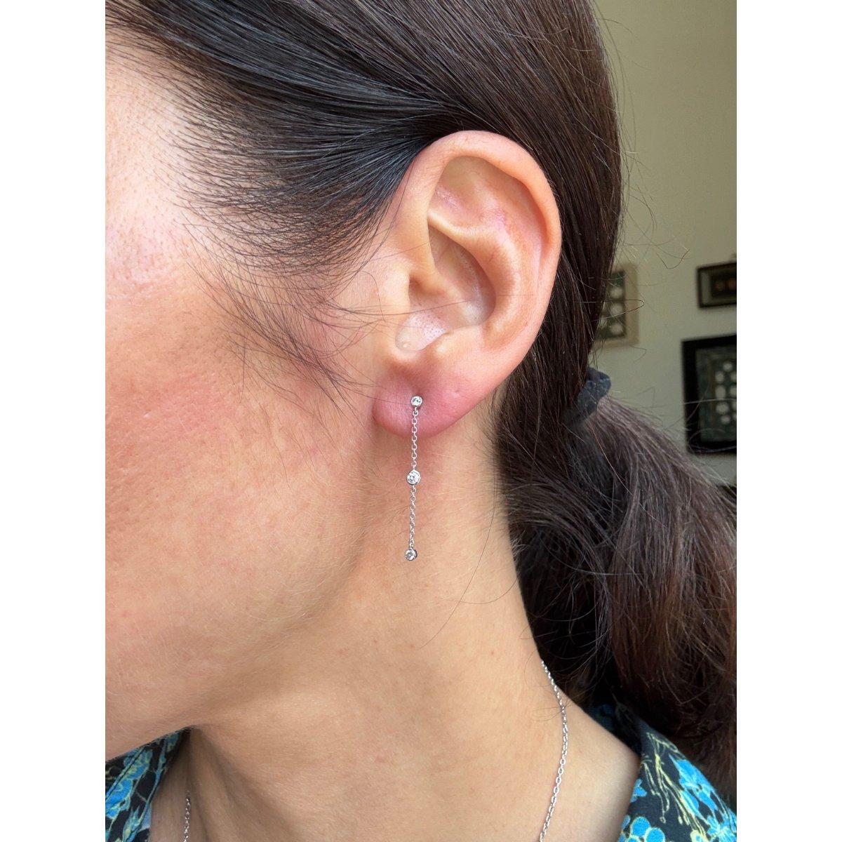 Memoire 18k White Gold Diamond Chain Drop Earrings