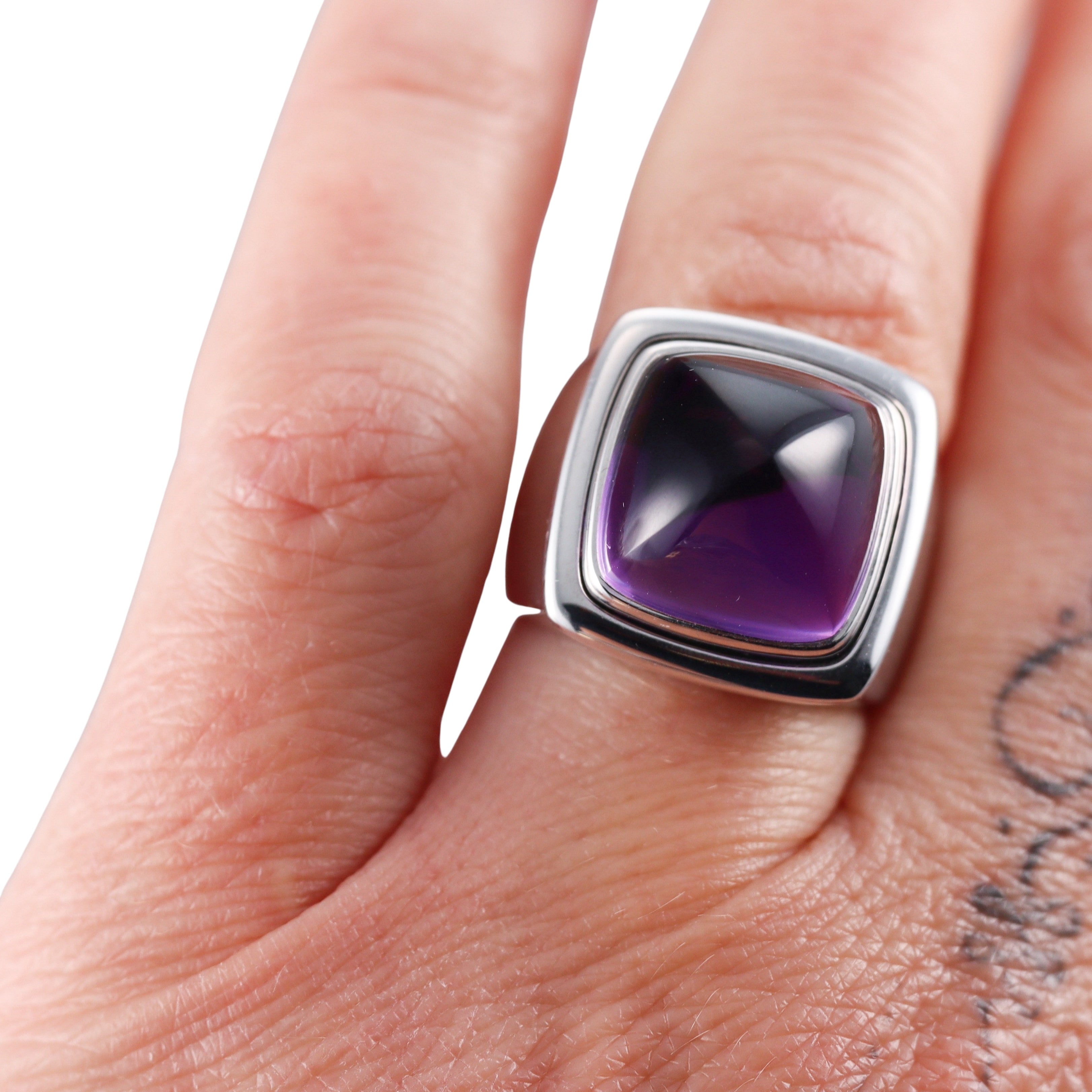 Fred Paris Pain de Sucre 18k White Gold Amethyst Ring Large Model