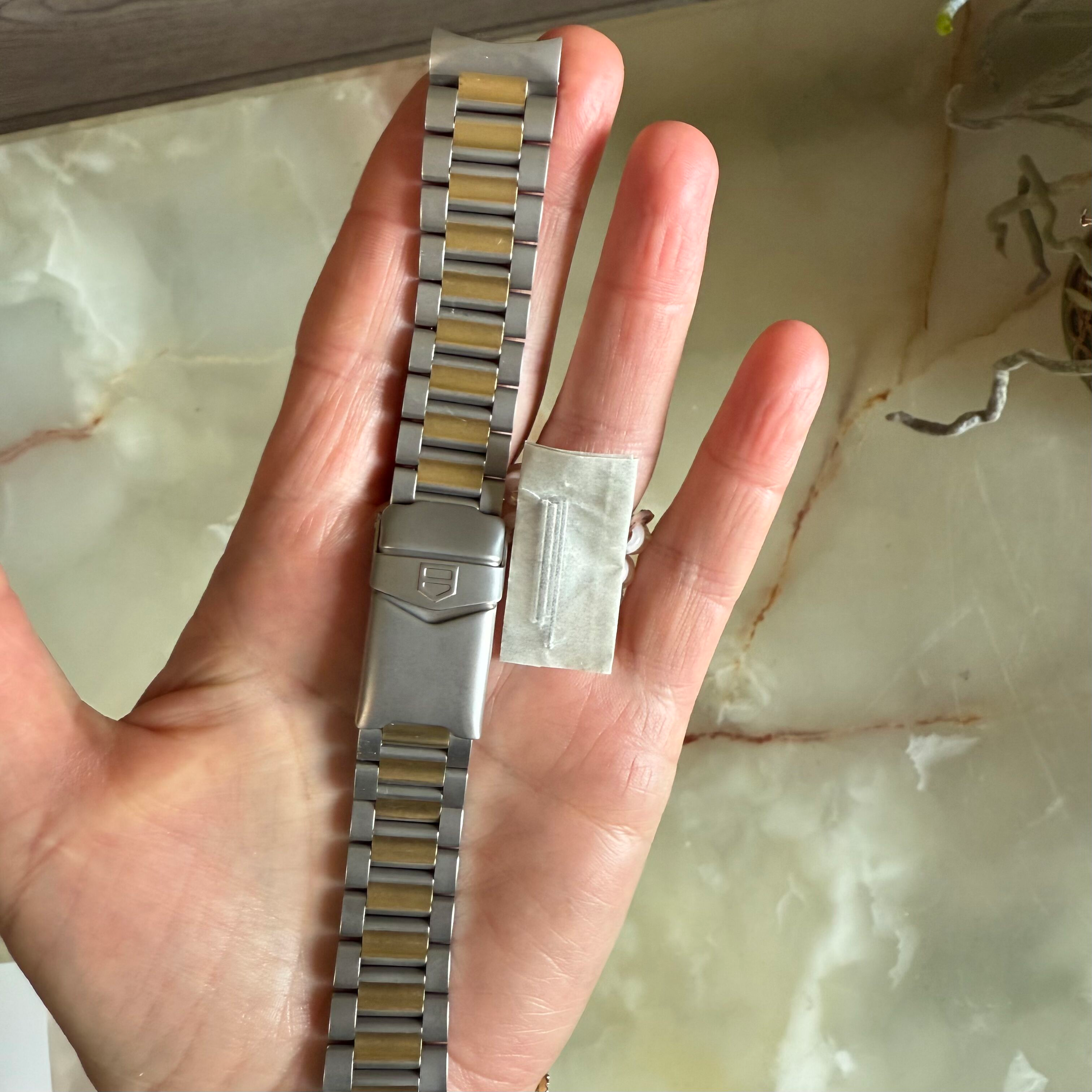 Authentic TAG Heuer 4000 Stainless Steel Bracelet 20mm BB0517