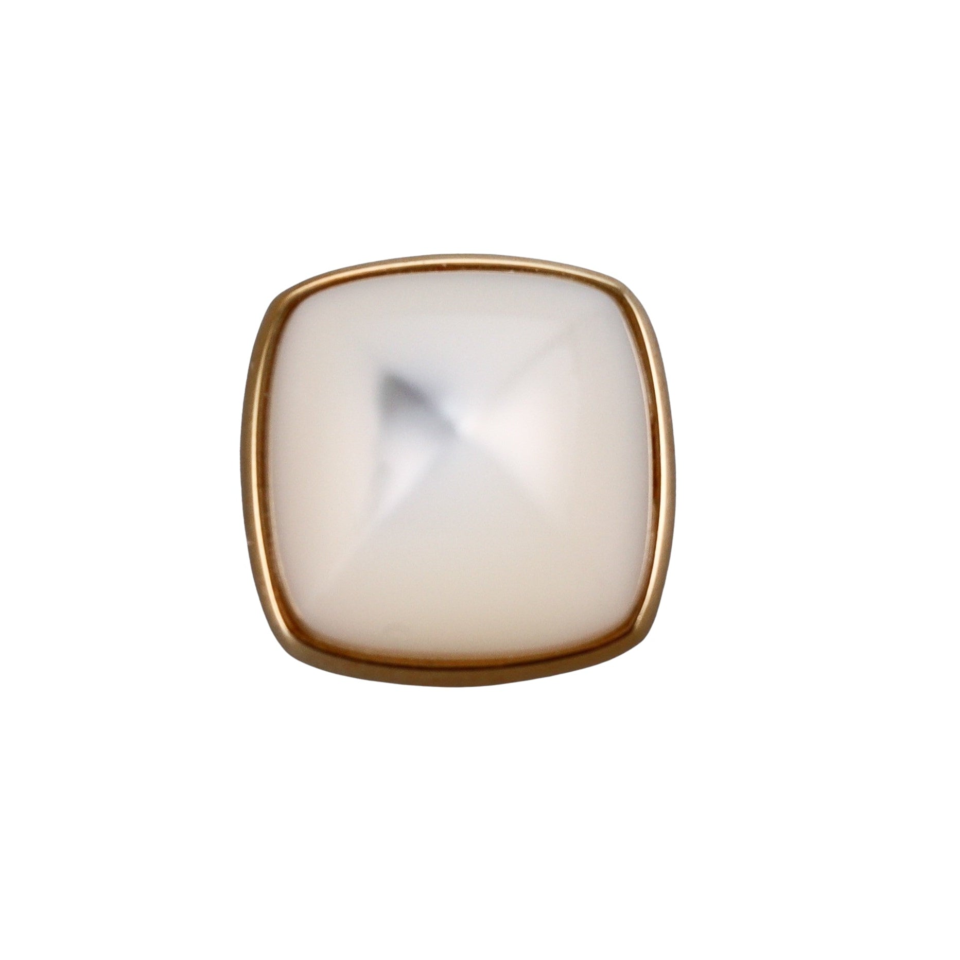 Fred Paris Pain de Sucre 18k Yellow Gold Mother of Pearl Cabochon Ring Top