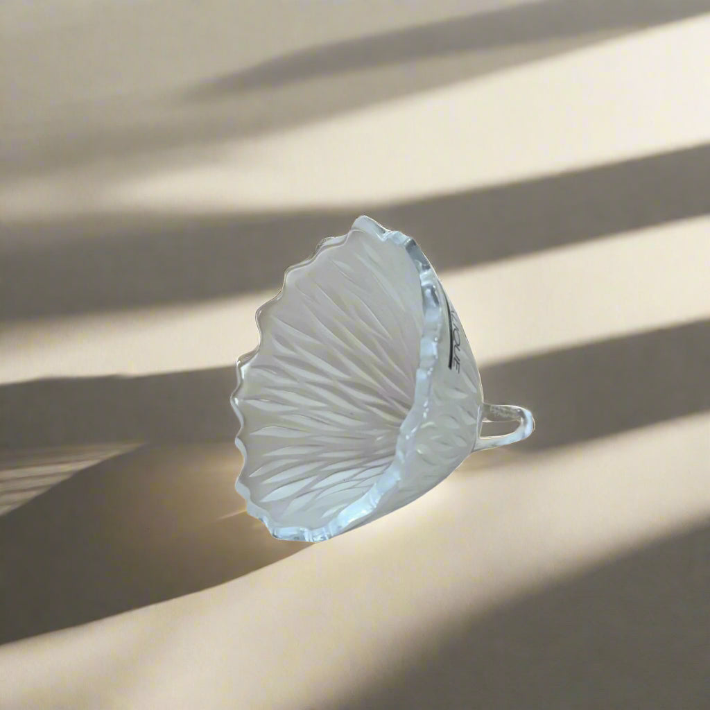 Lalique Crystal Motif Bouton Fleur 1403400