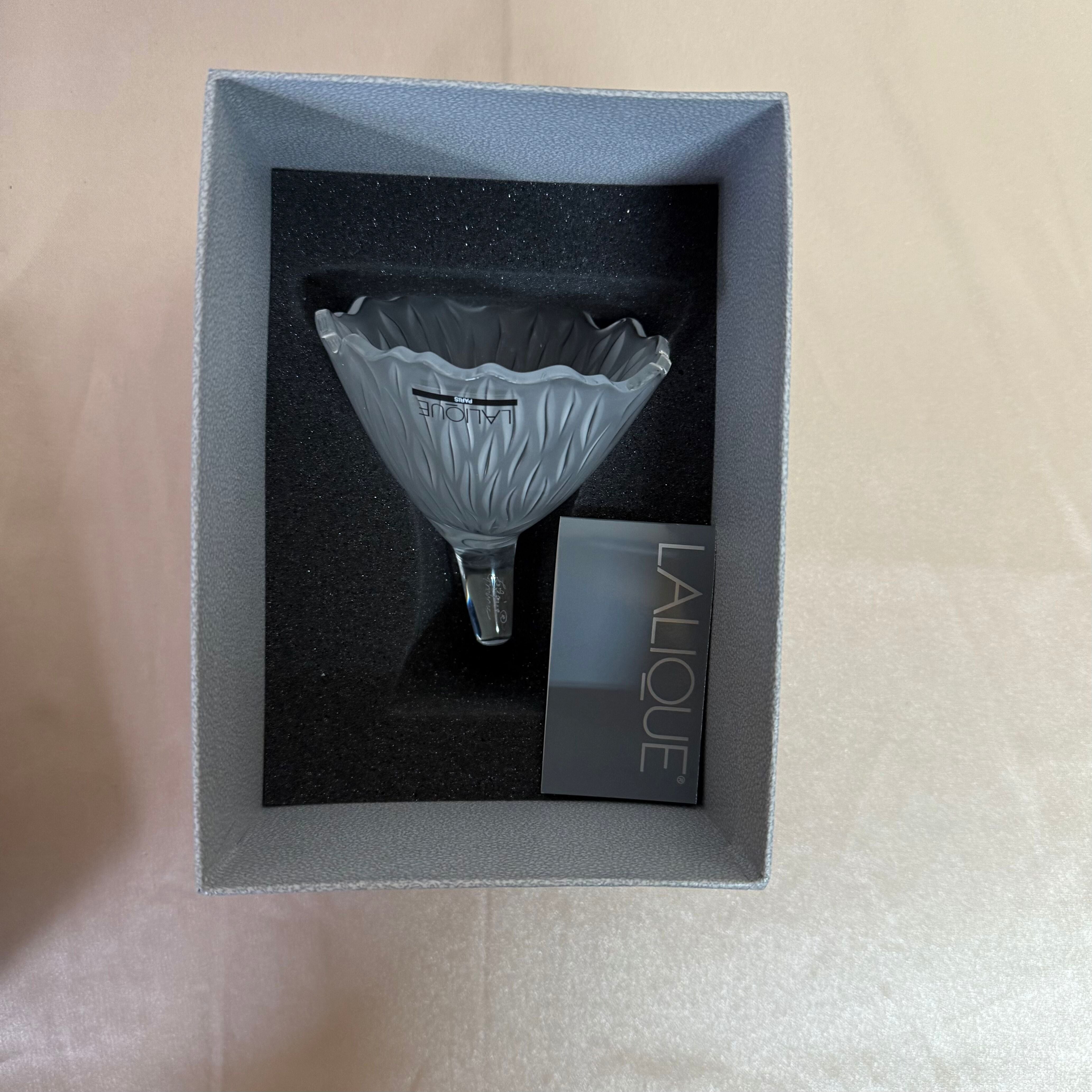 Lalique Crystal Motif Bouton Fleur 1403400