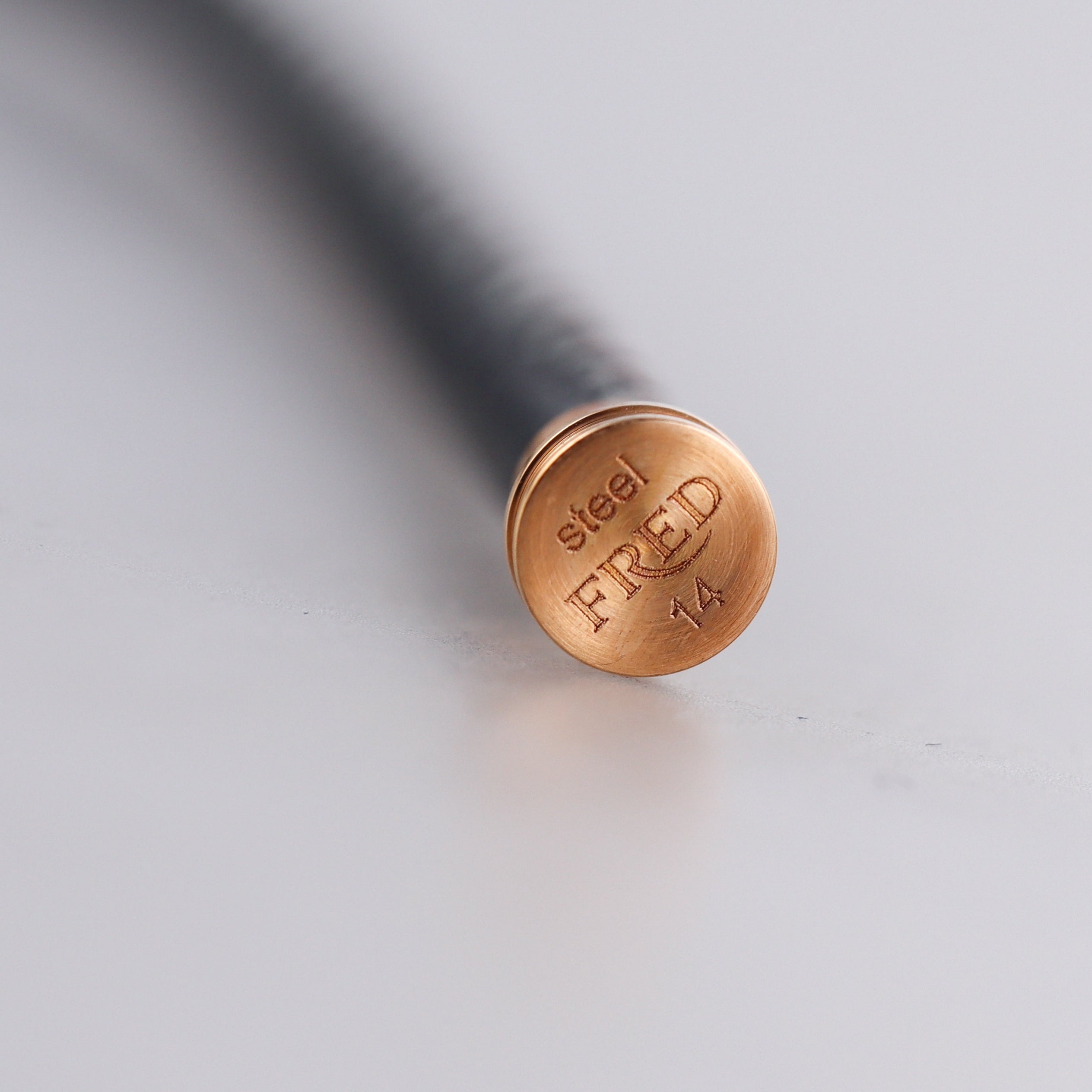 Fred Force 10 Bracelet Dark Grey Leather Cable Small QA-120