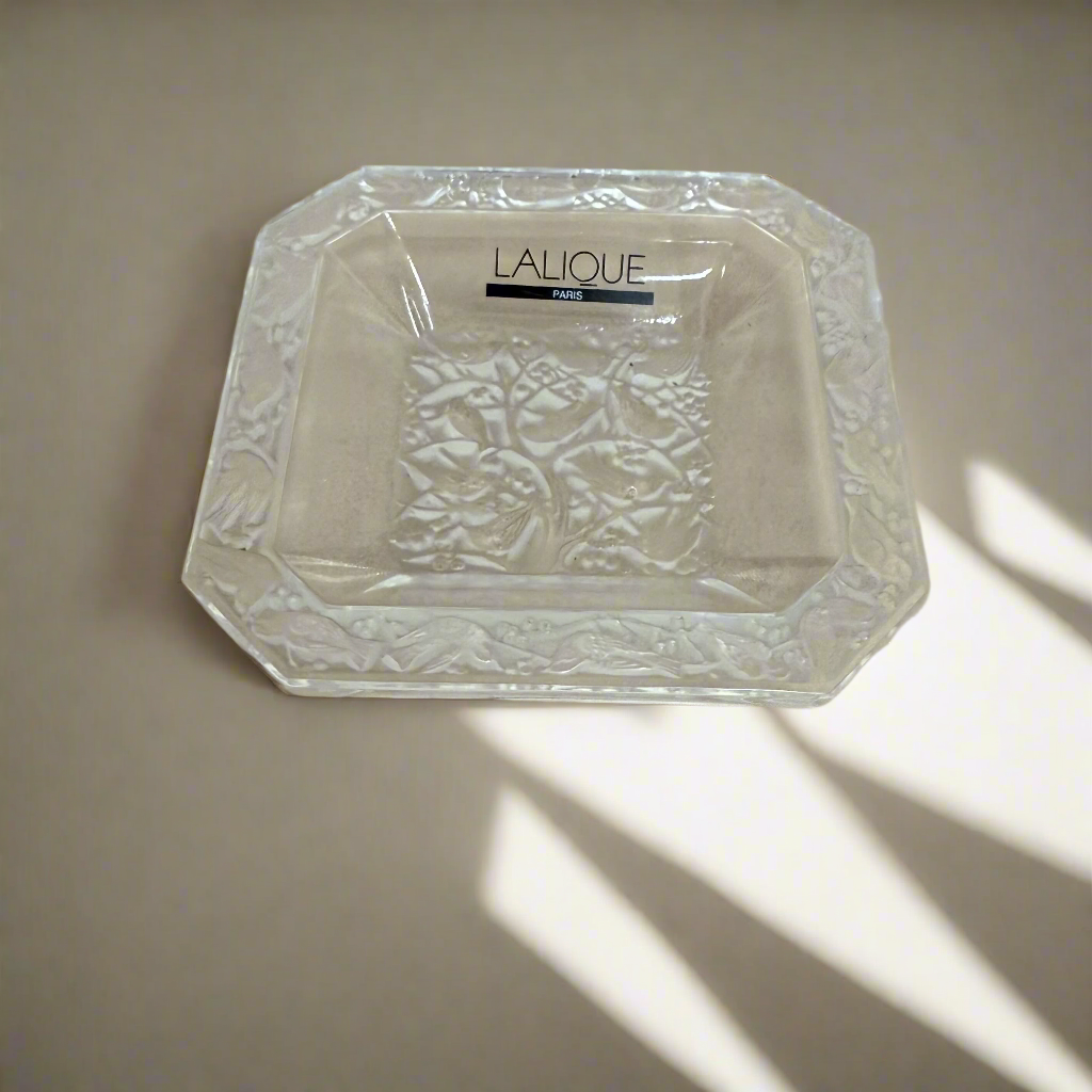 Lalique Crystal Anna Jewelry Tray 1072100