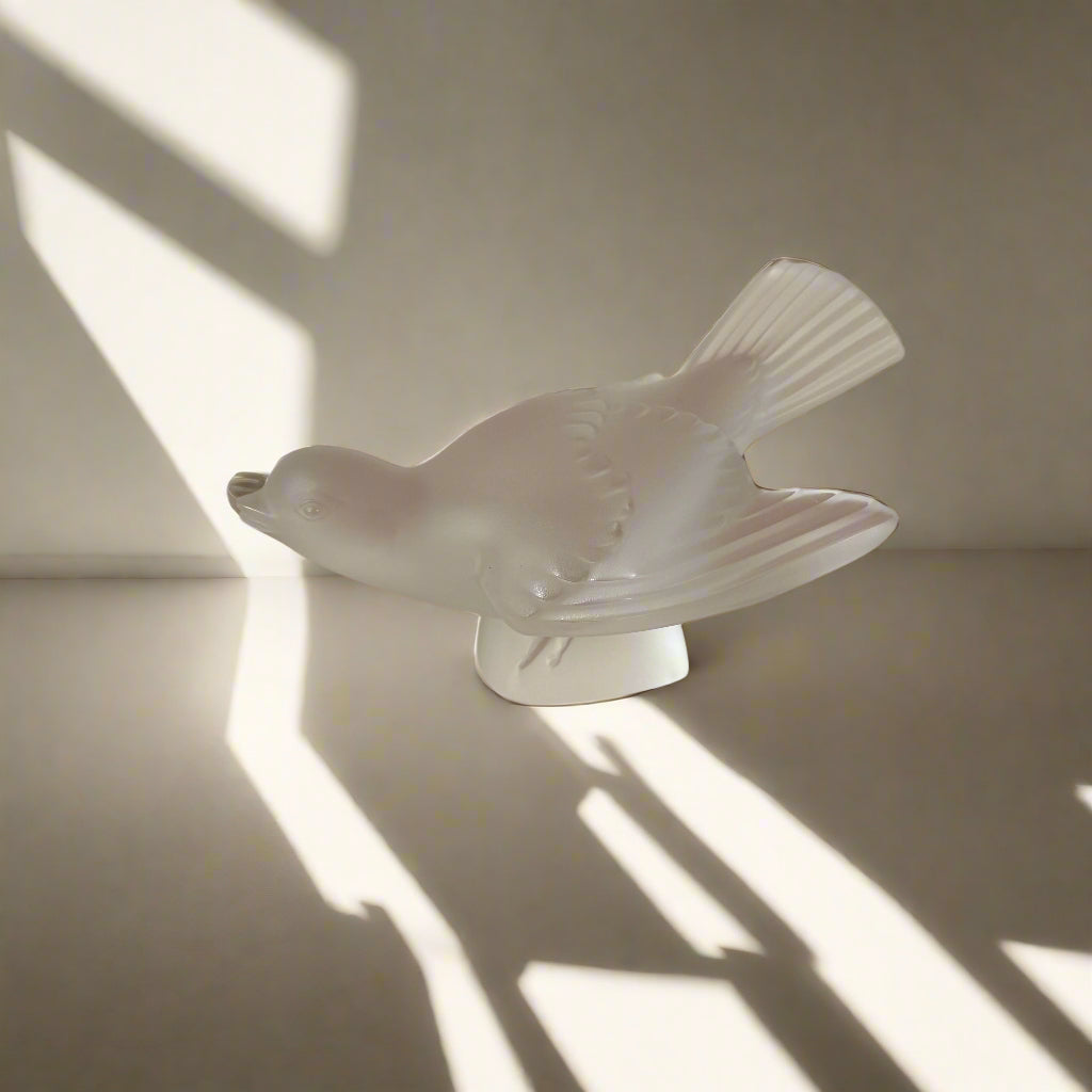 Lalique Crystal Clear Corrion Bird Figure 1160500